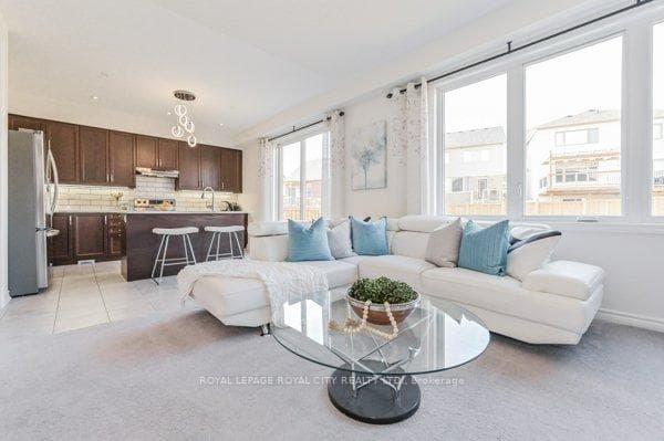 34 Elliot Avenue photo 18