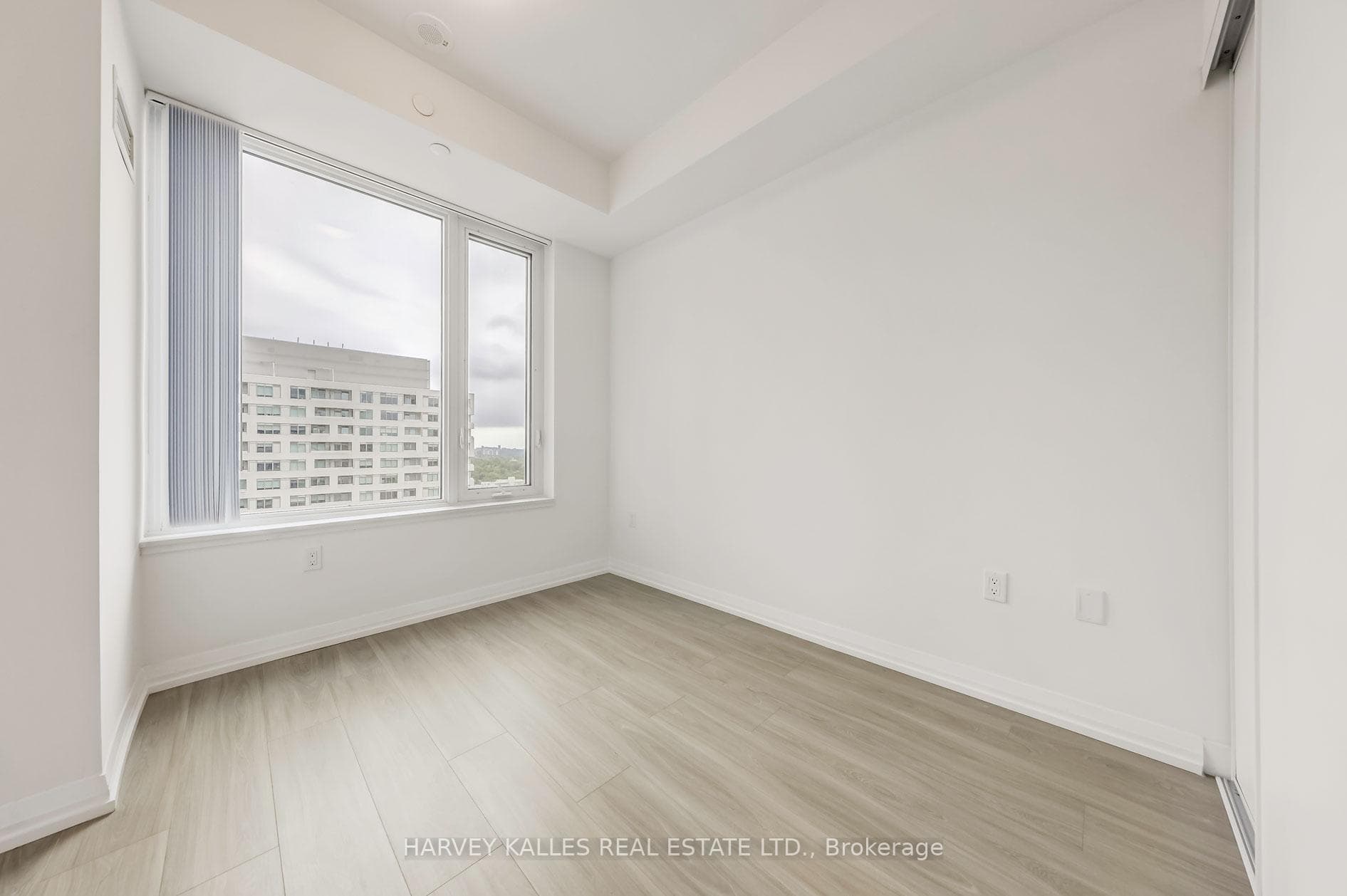 25 Holly Street Unit 2504 photo 17