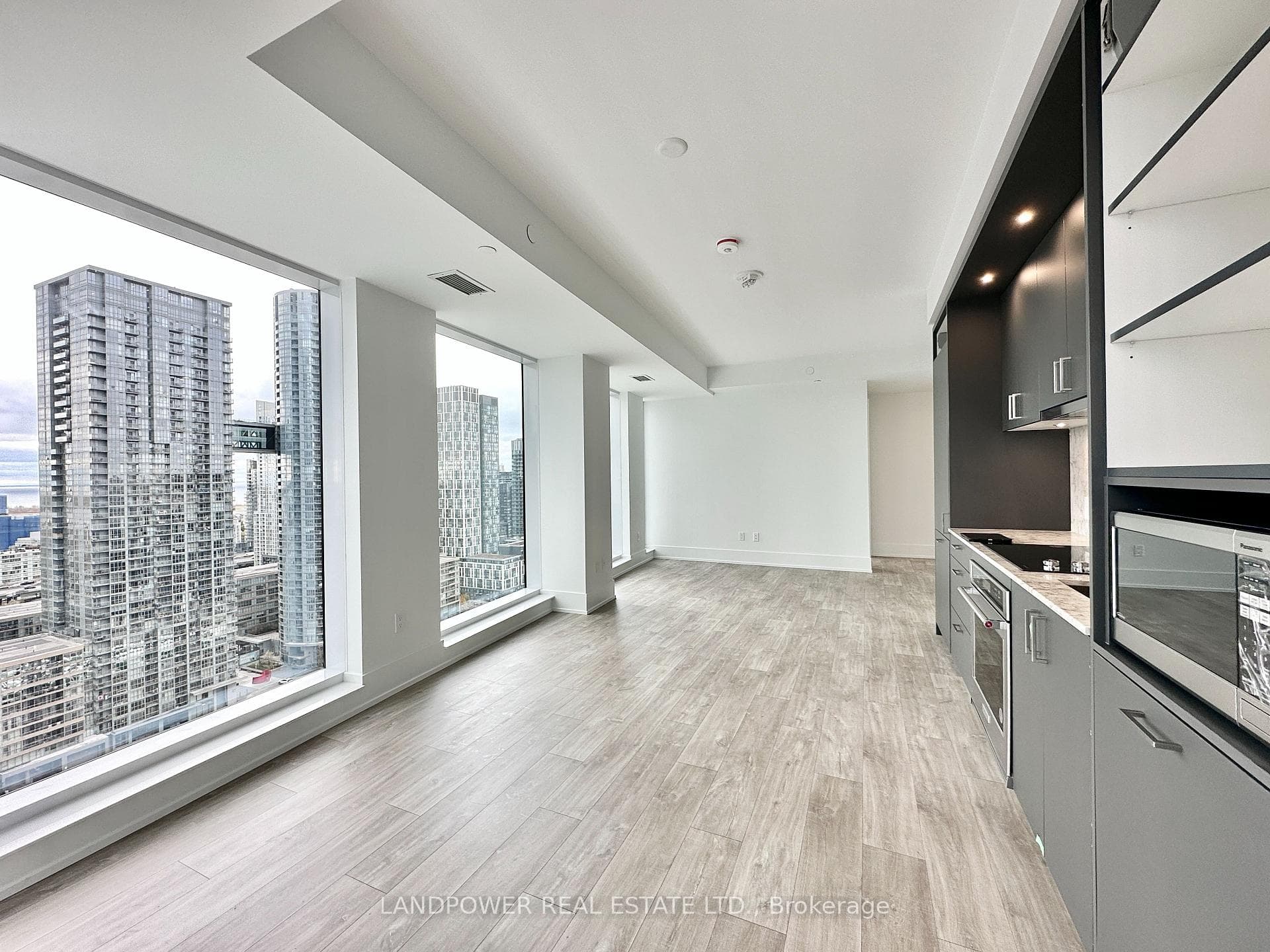 480 Front Street Unit 1814 photo 6