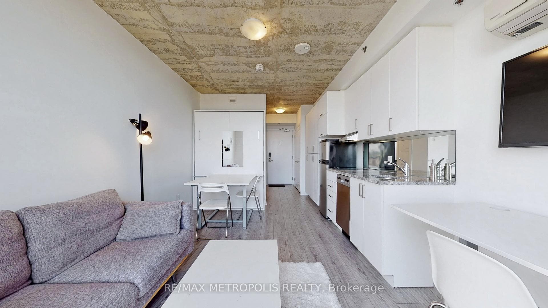 1900 Simcoe Street Unit 310 photo 5