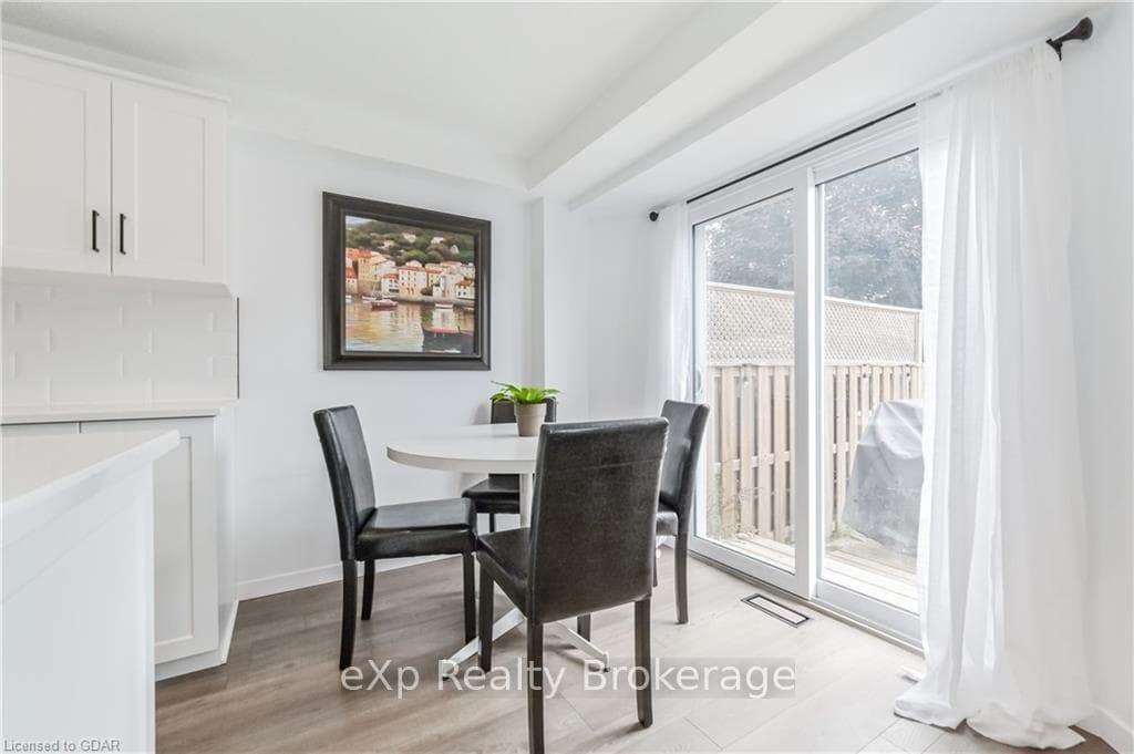 441 FLANNERY Drive photo 23