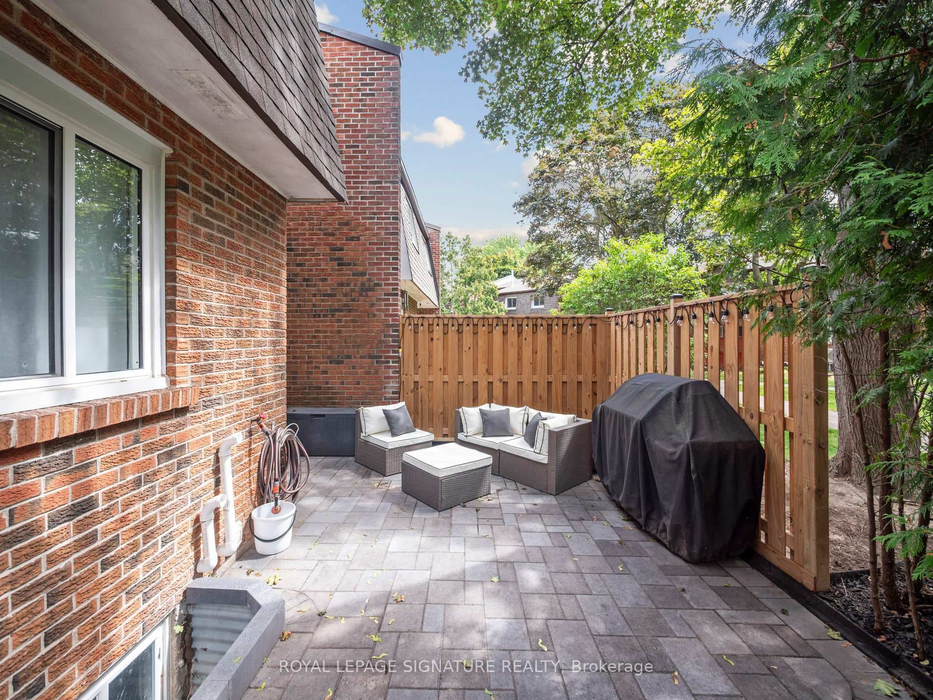 103 Dovedale Drive Unit 41 photo 26