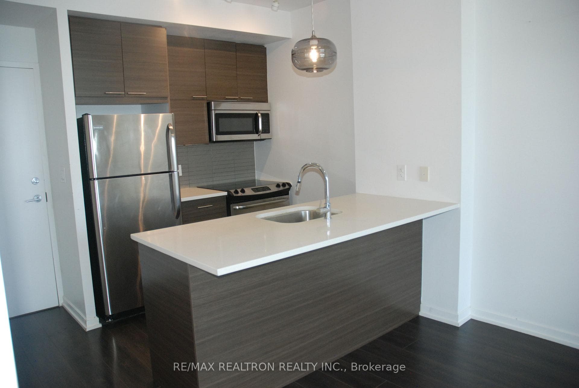 66 Forest Manor Road Unit 1304 photo 6
