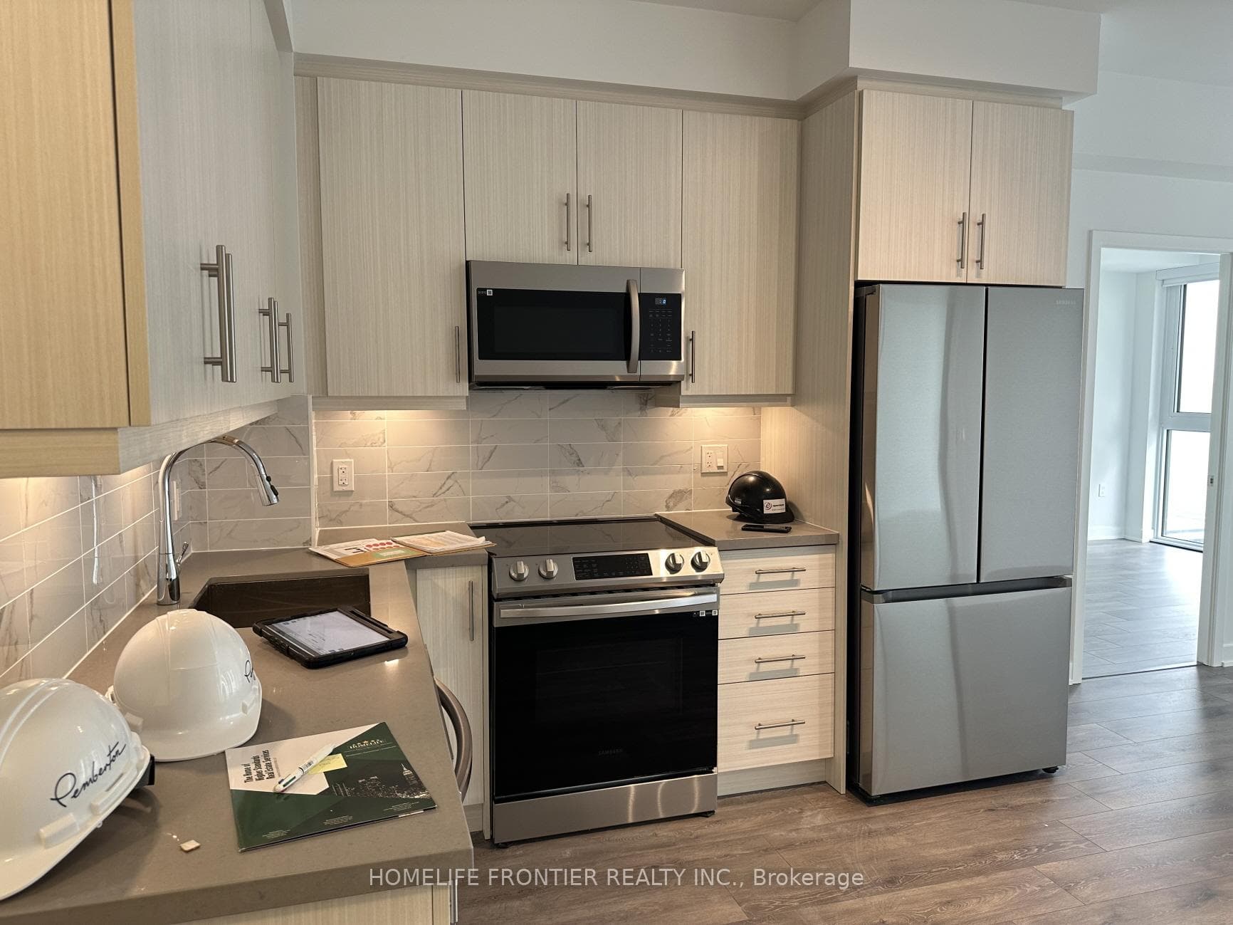 105 Oneida Crescent Unit 403 photo 4
