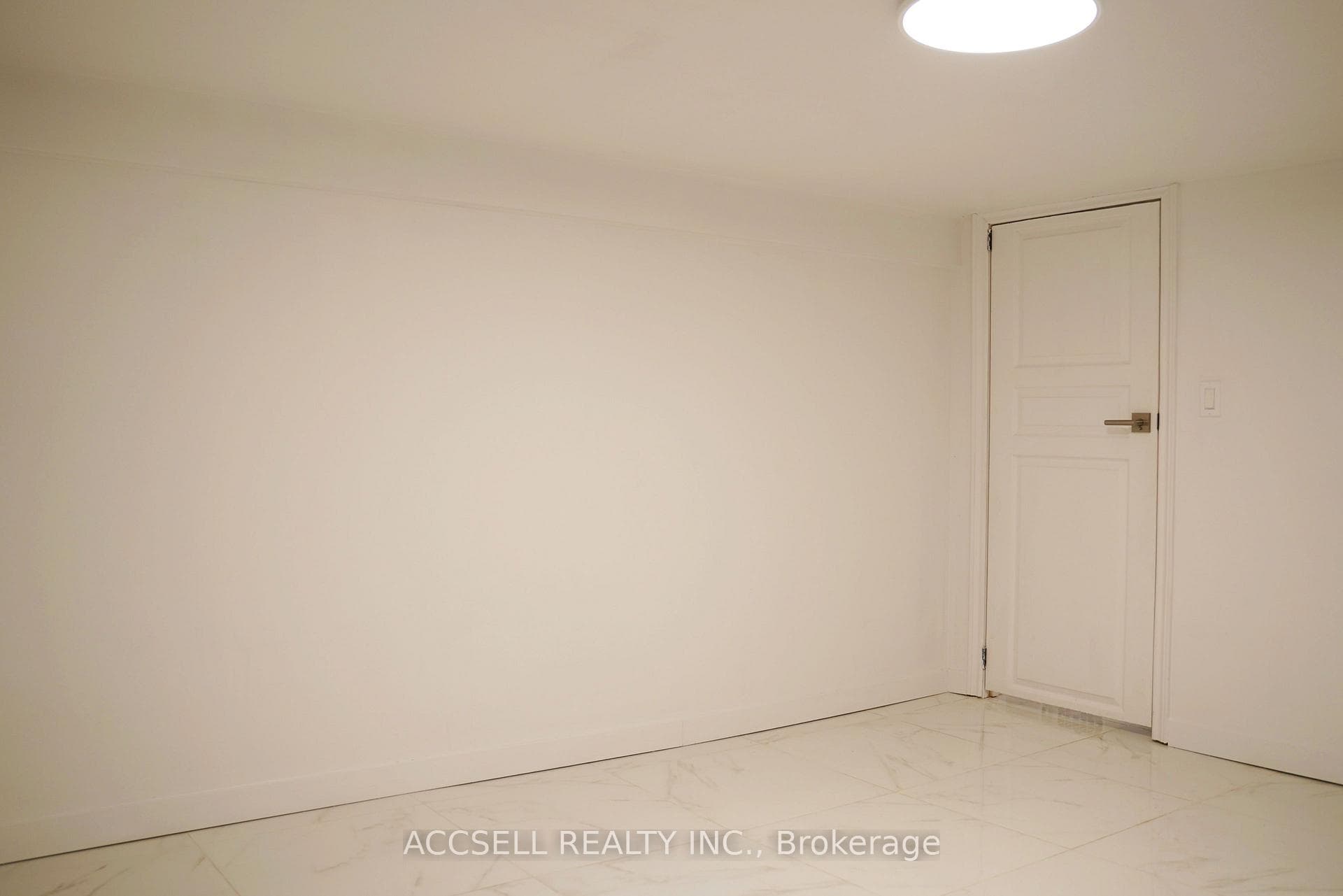 1069 Dixie Road photo 32