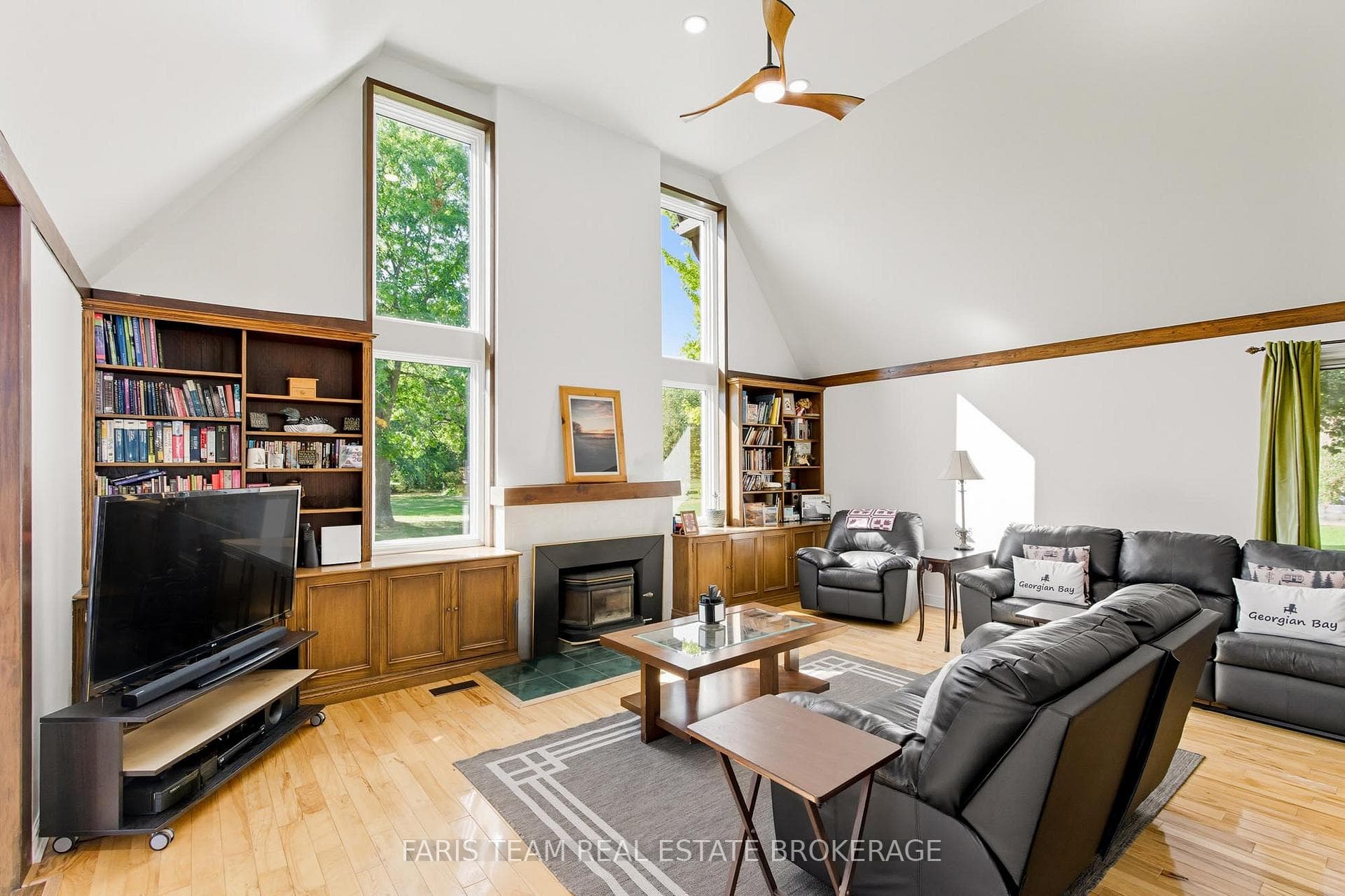 193 Gouett Street photo 15