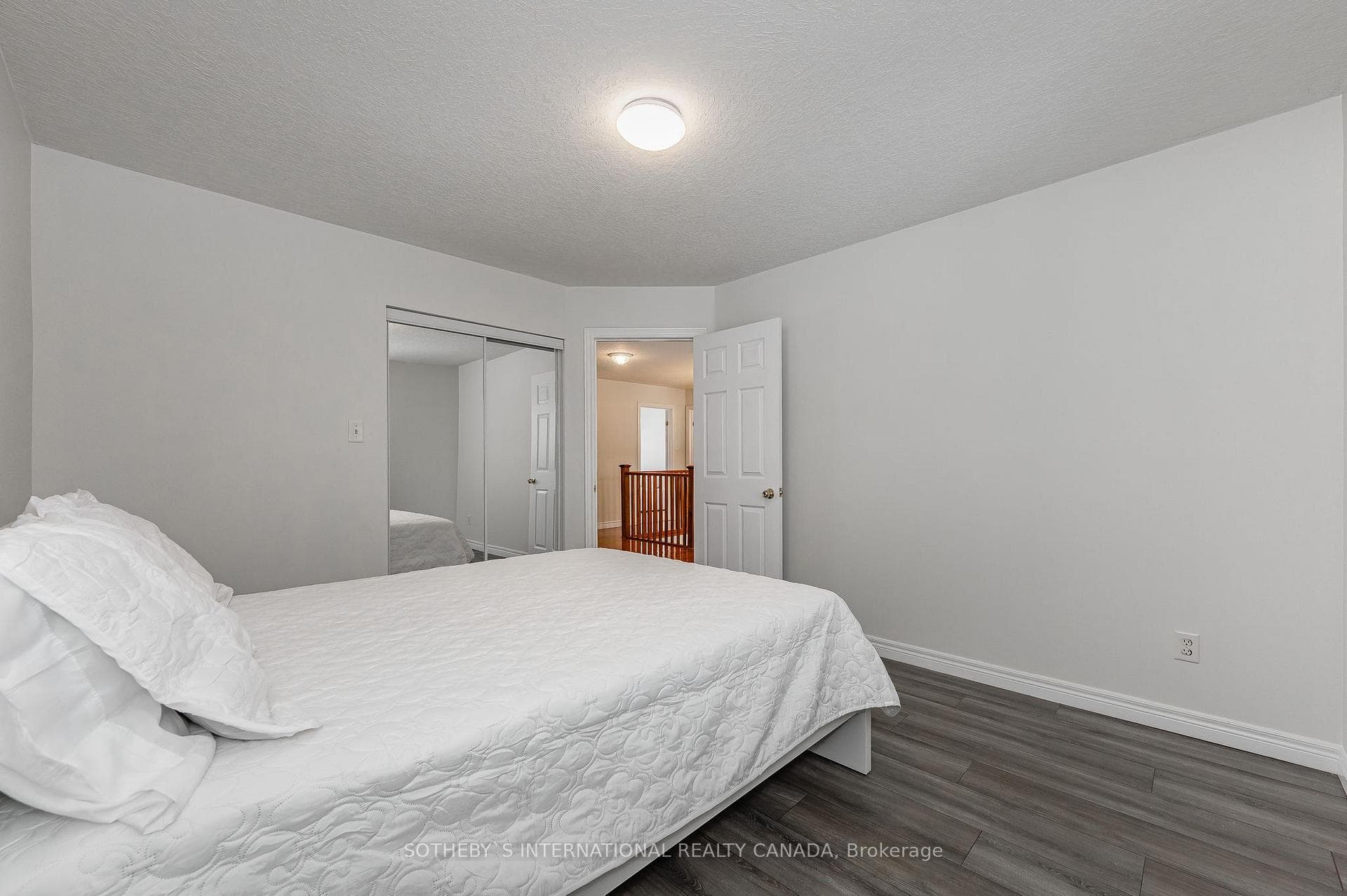 218 Doon Mills Drive photo 28