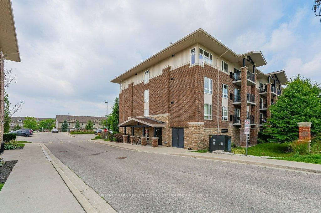 67 Kingsbury Square Unit 104 photo 30