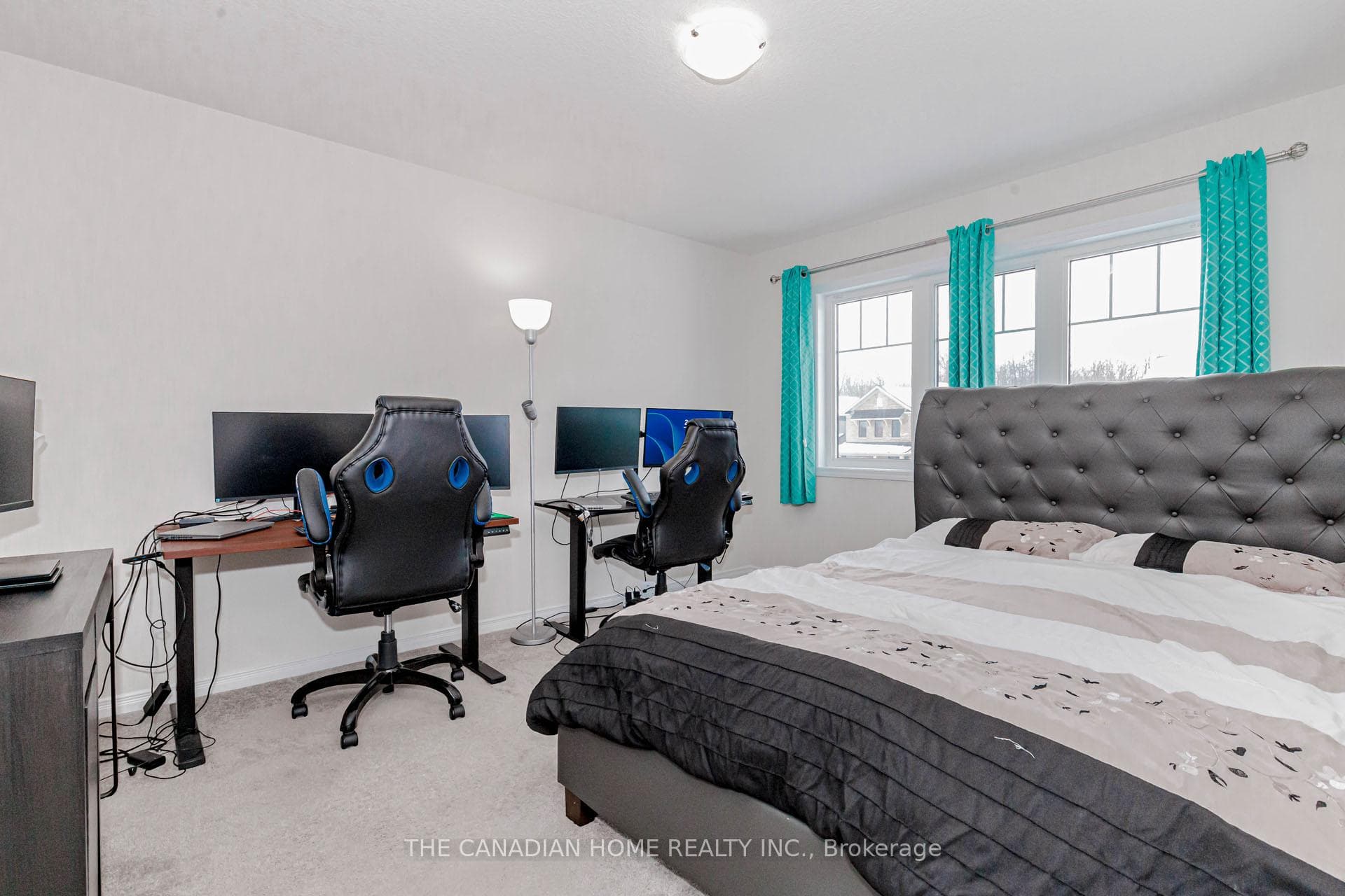 256 BEDROCK Drive photo 43