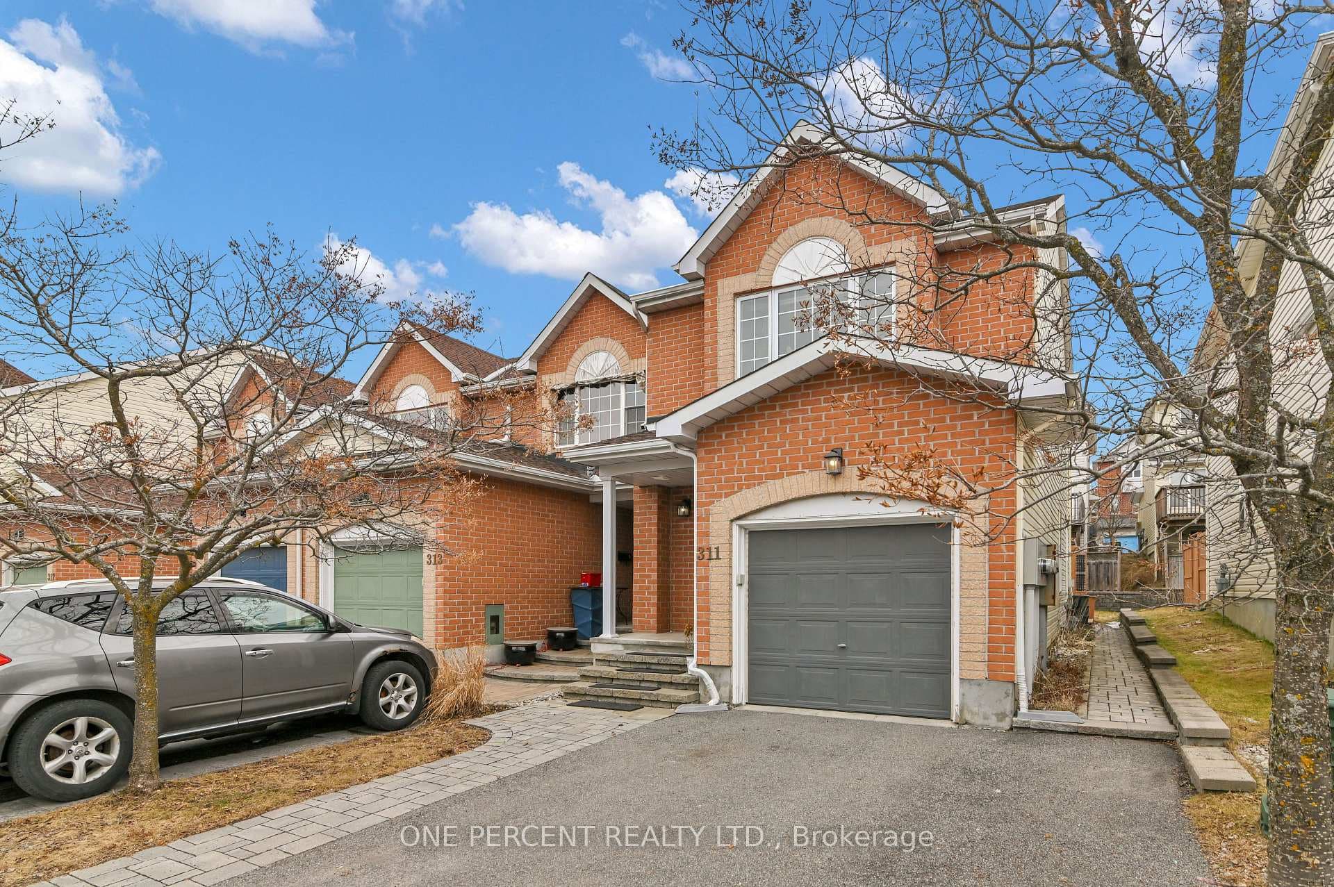 311 Southcrest Private photo 2