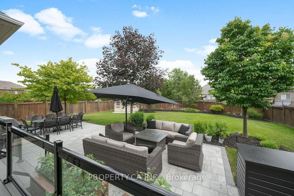 81 Parkheights Trail photo 30