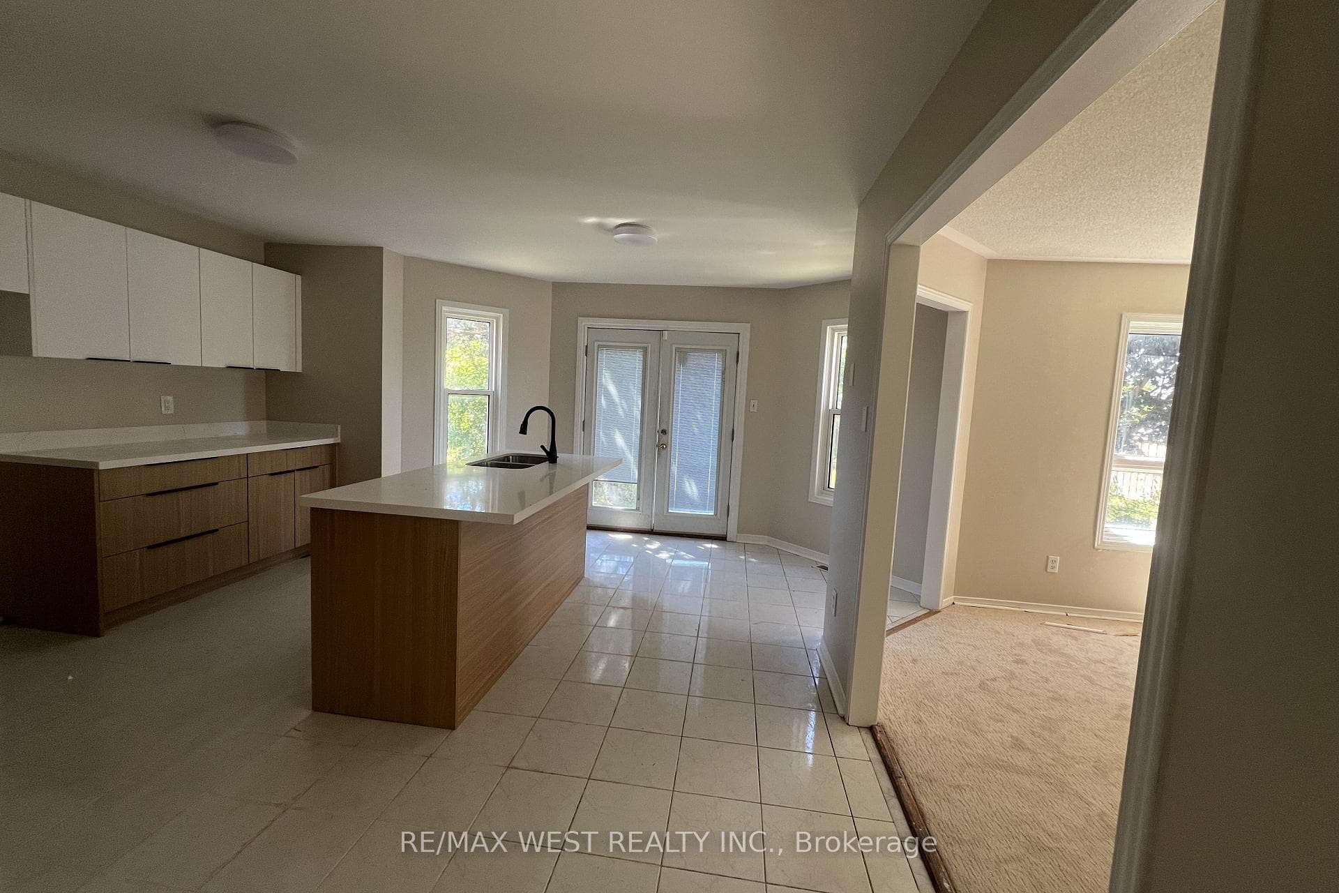60 Furrow Drive photo 4