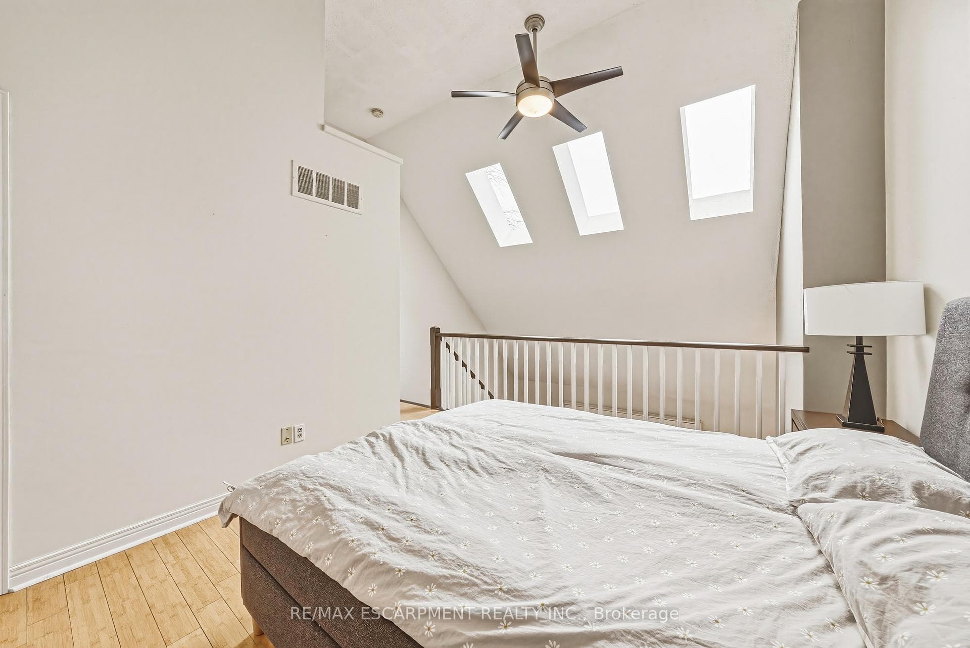 1275 Maple Crossing Boulevard Unit 11 photo 14