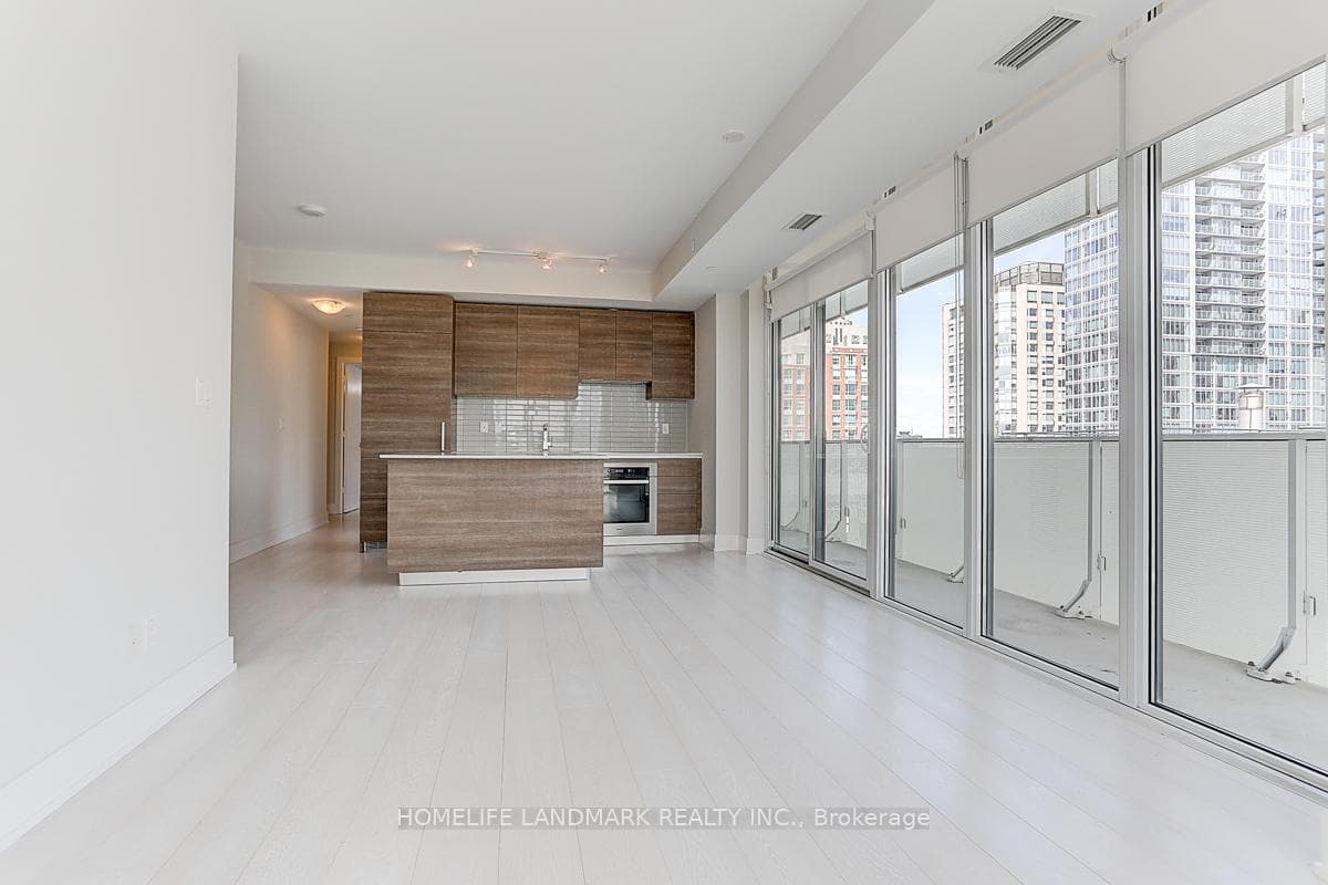 200 Bloor Street Unit 1804 photo 21
