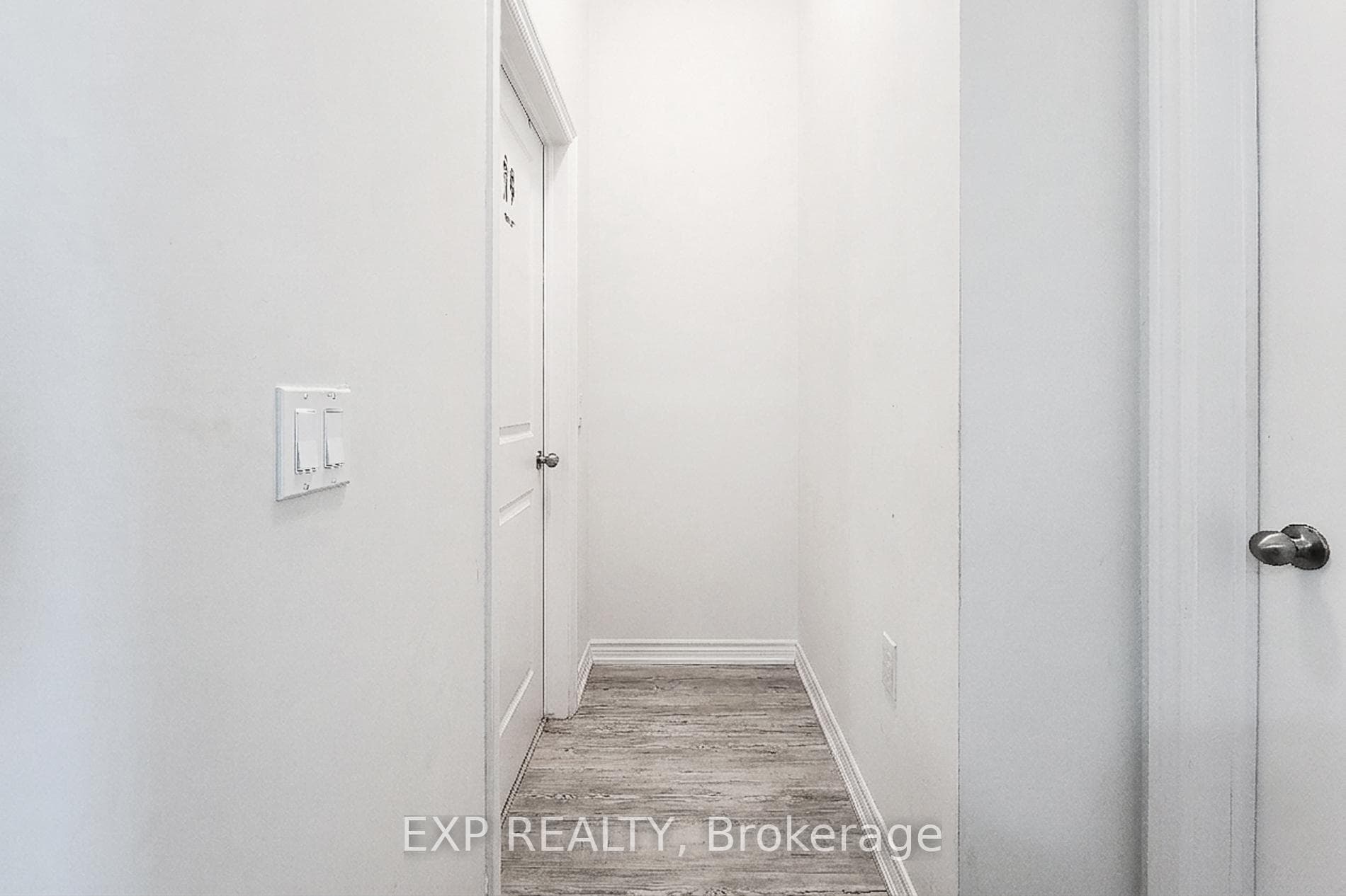 2750 King Street Unit 102 photo 22