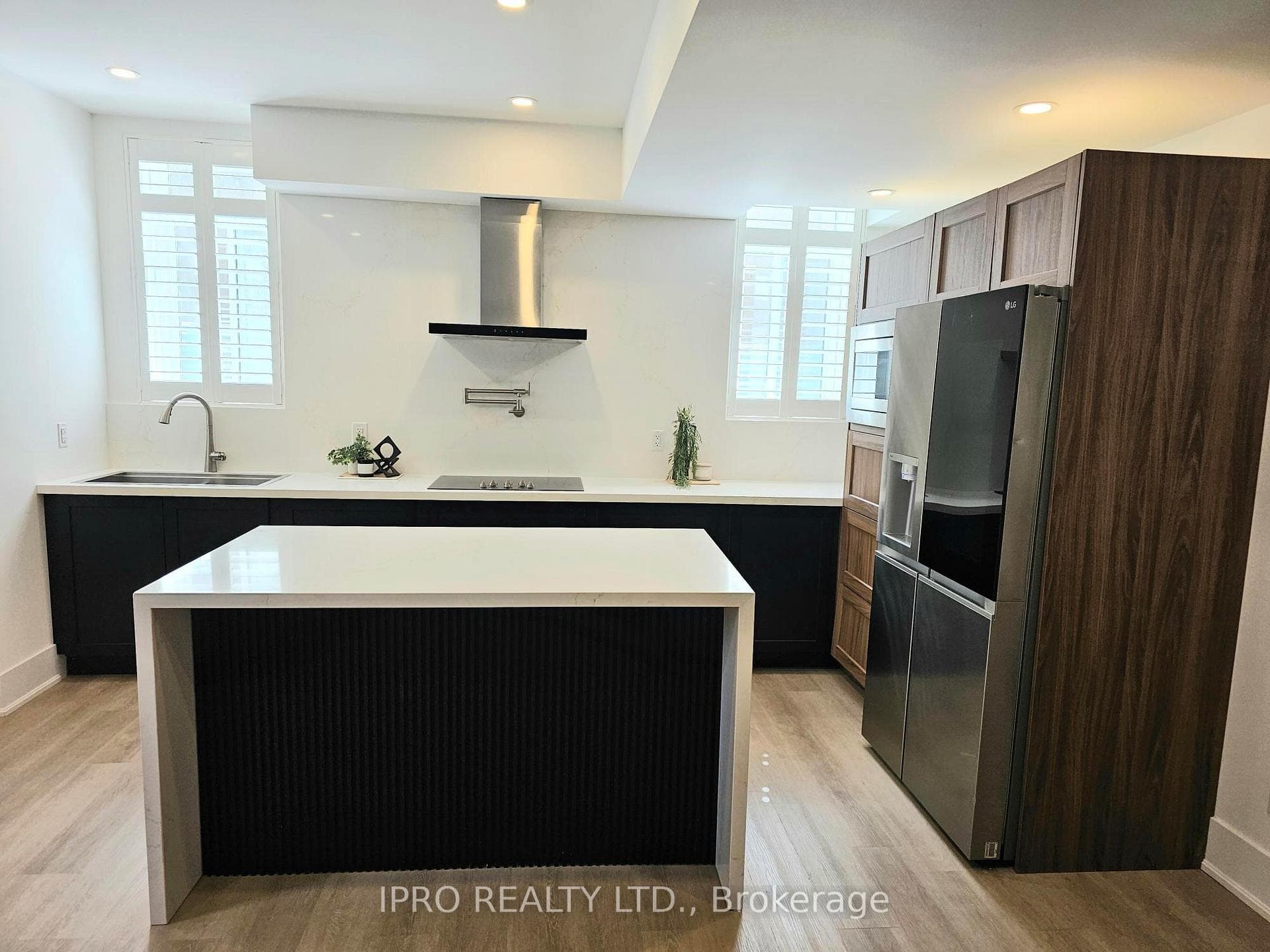 3269 Biggar Drive Unit Bsmt photo 8