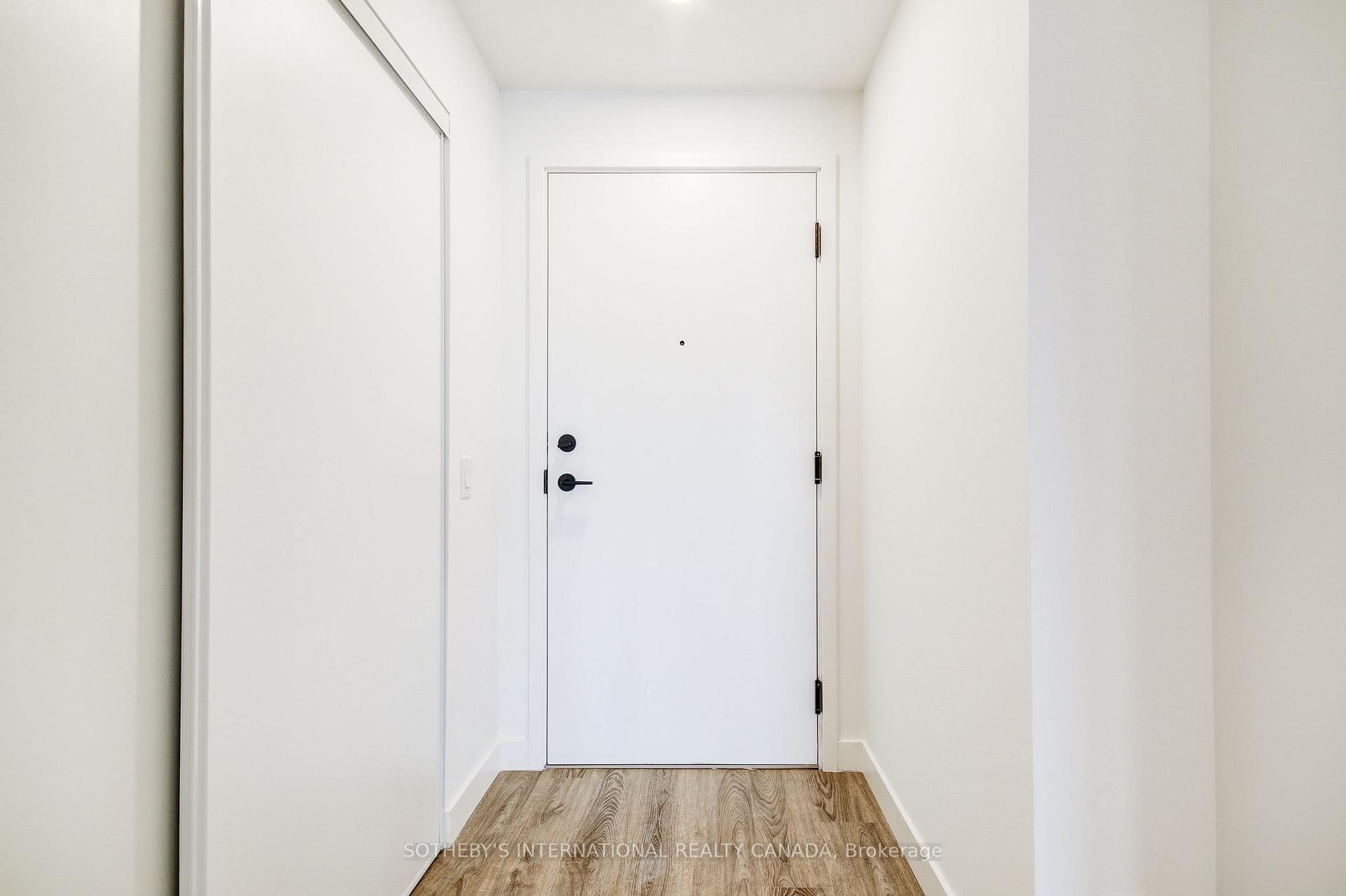 1050 Eastern Avenue Unit 526 photo 5