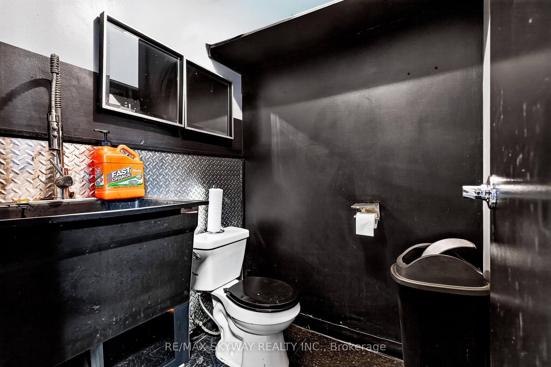 181 Rutherford Road Unit 6 photo 13