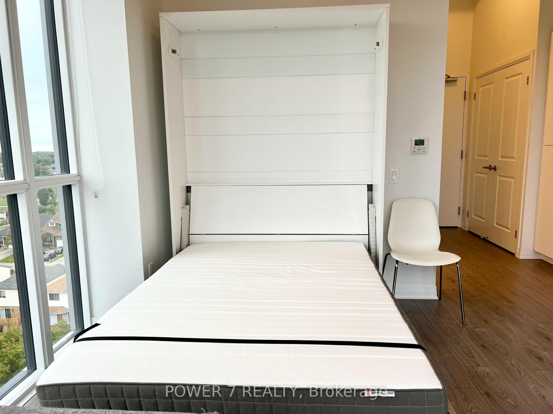 1900 Simcoe Street Unit 807 photo 6