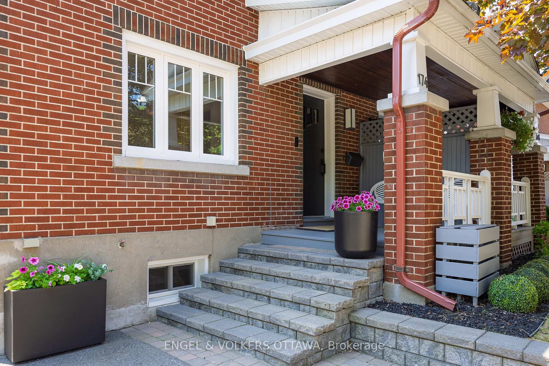 174 Hickory Street photo 3