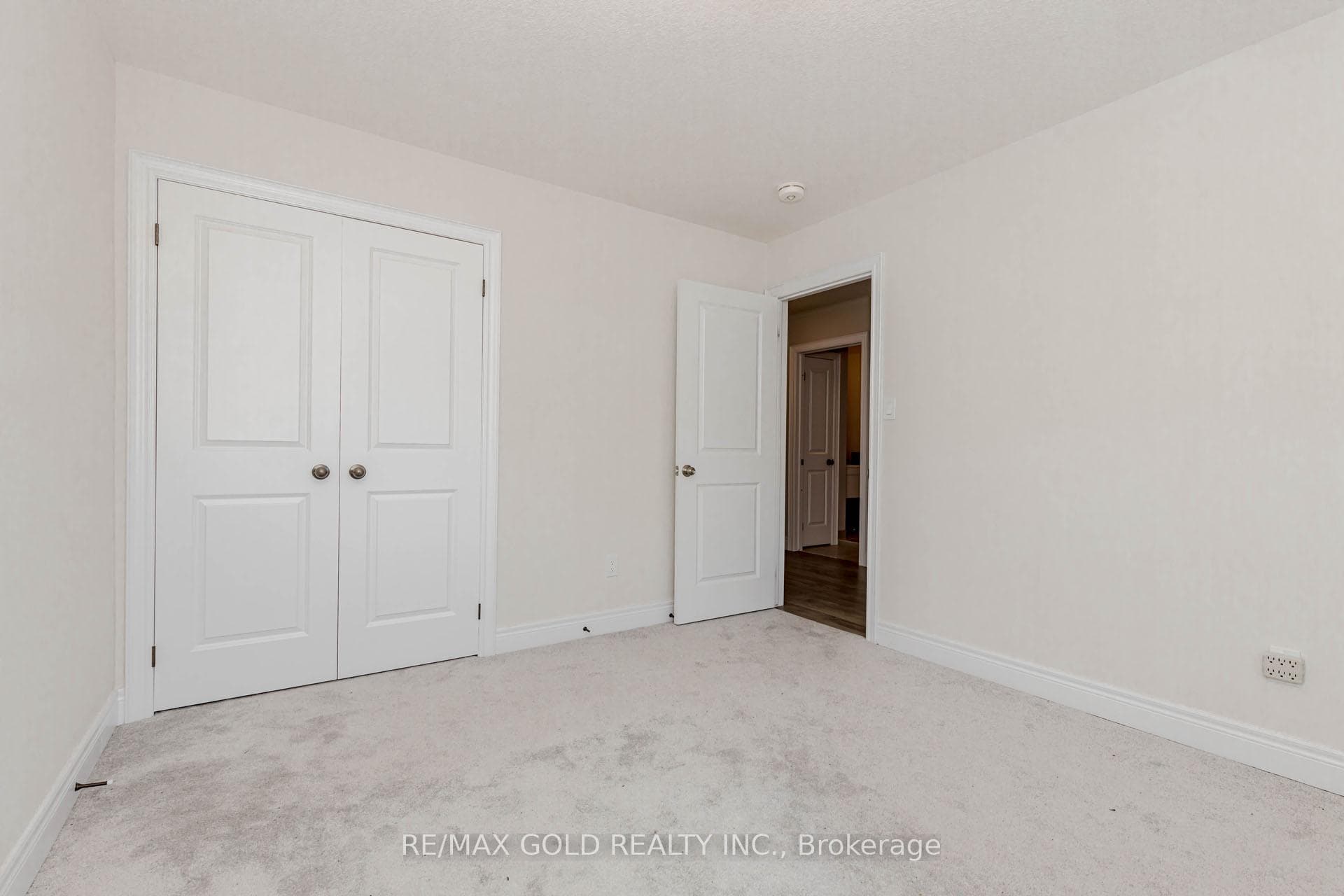 61 Eleanor Avenue Unit Upstairs photo 40