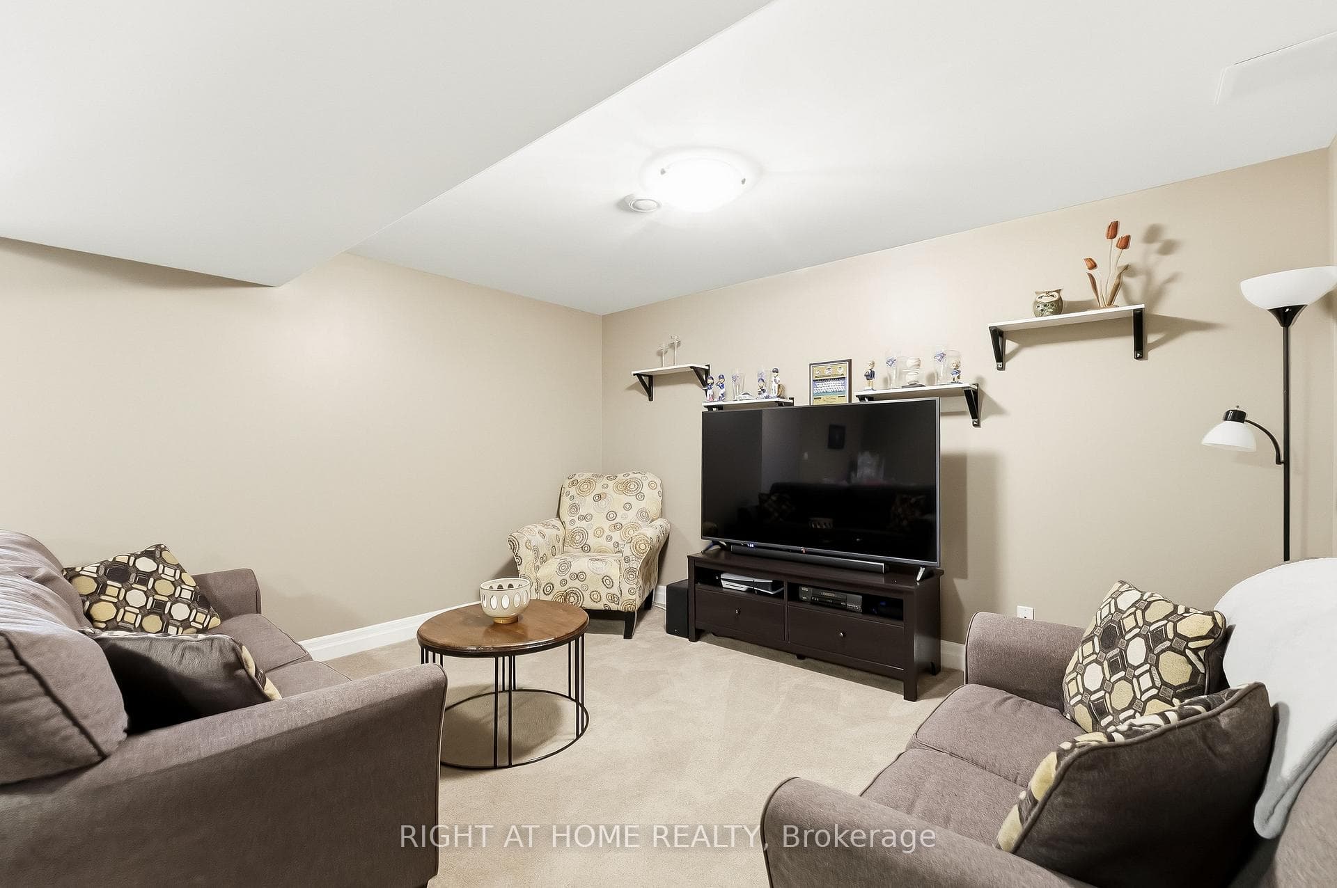 61 Aspen Drive photo 24