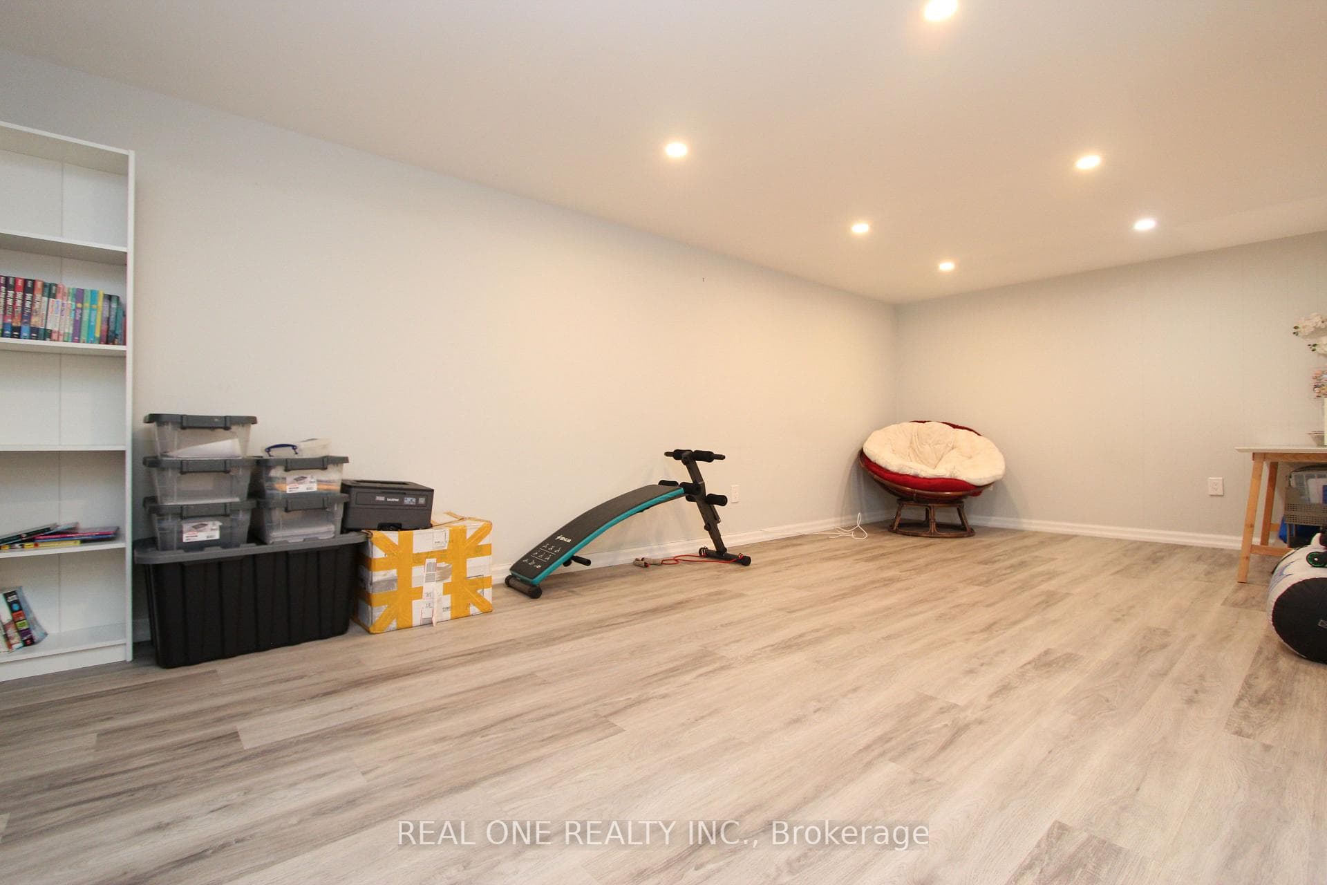 25 Bigwin Drive photo 17