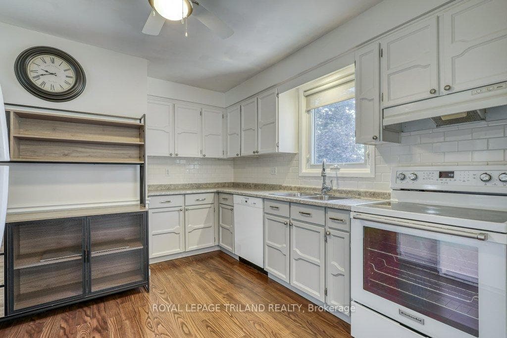 10 Erinlea Drive photo 21