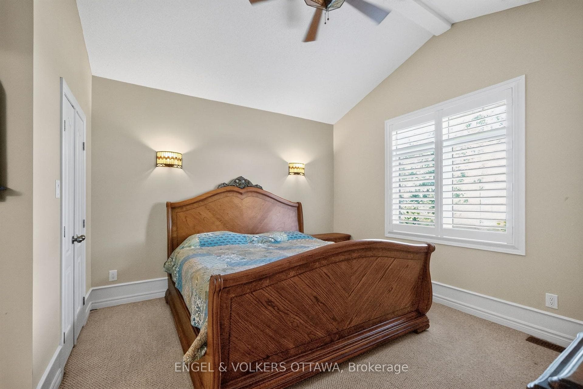 106 Equinelle Drive photo 16