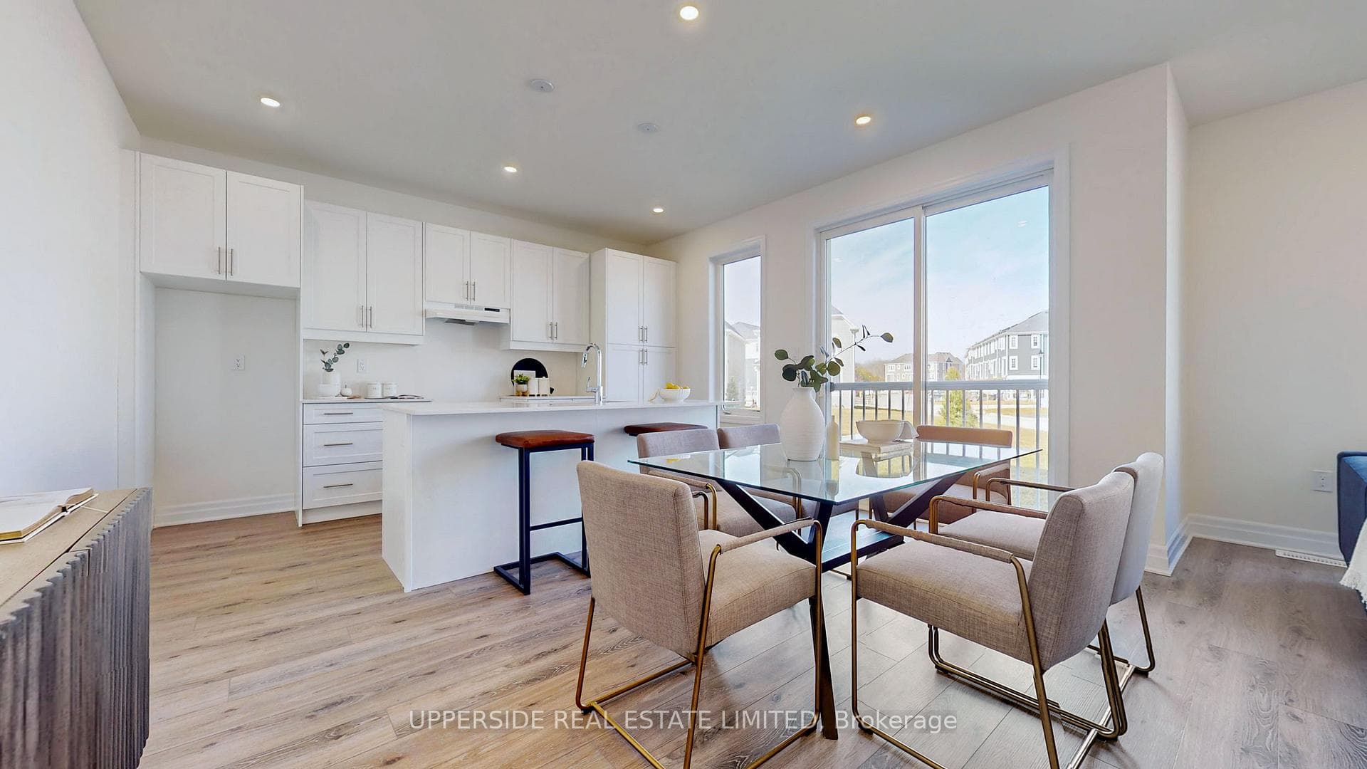 17 Shapira Avenue photo 9