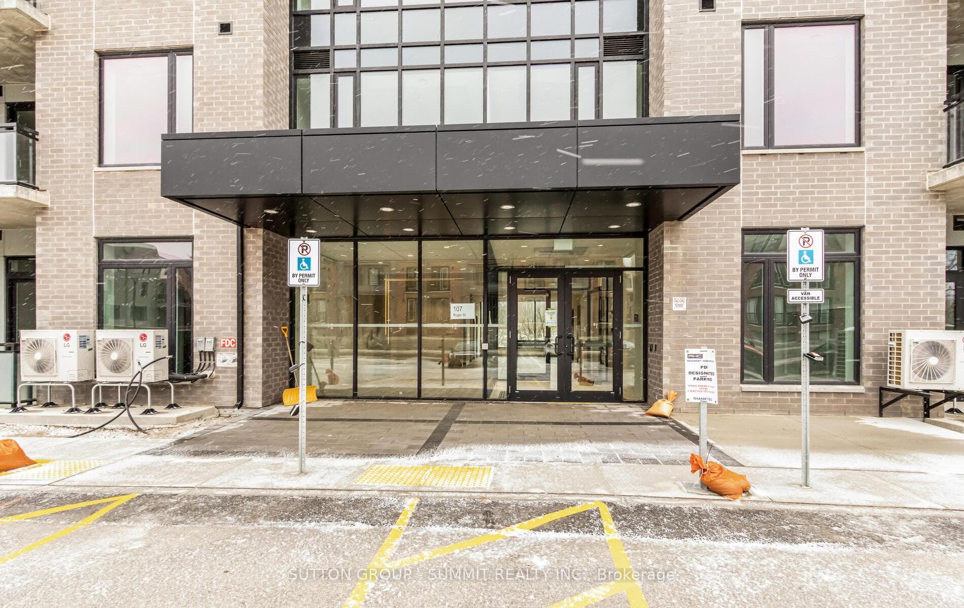 107 Roger Street Unit 208 photo 2