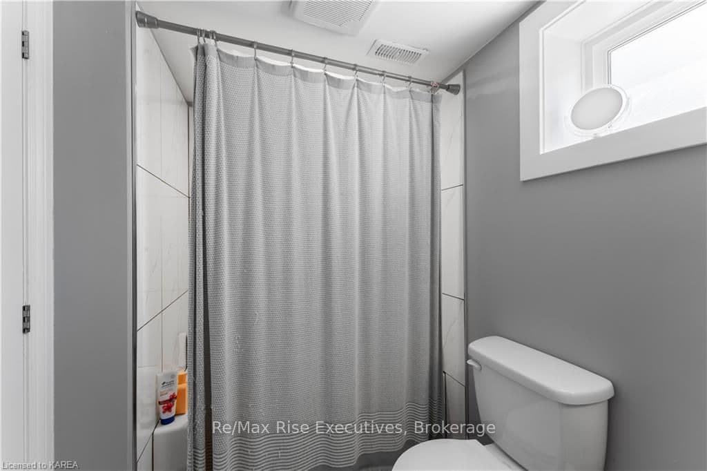 67 CAMERON Street photo 22