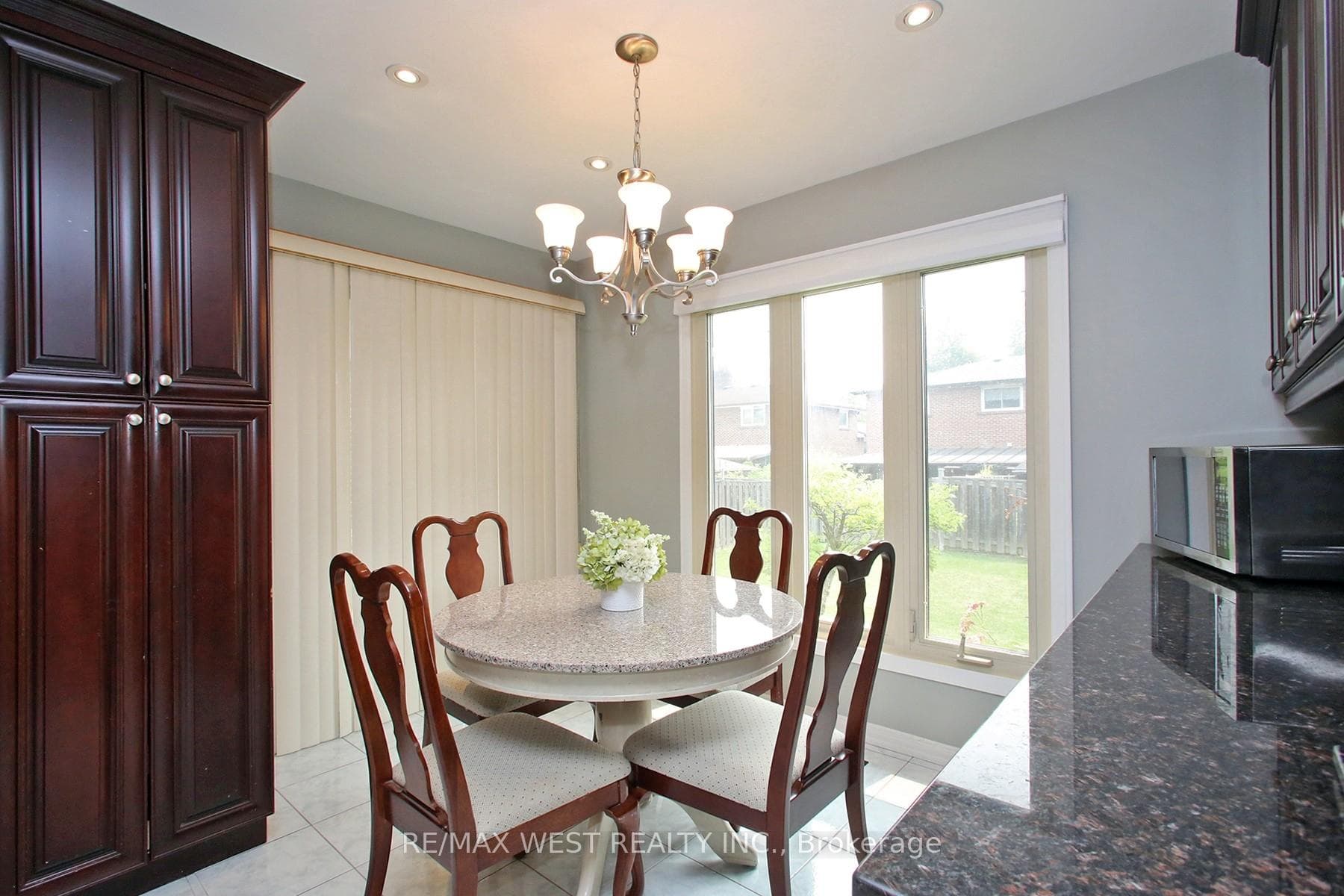 540 Louis Drive photo 16