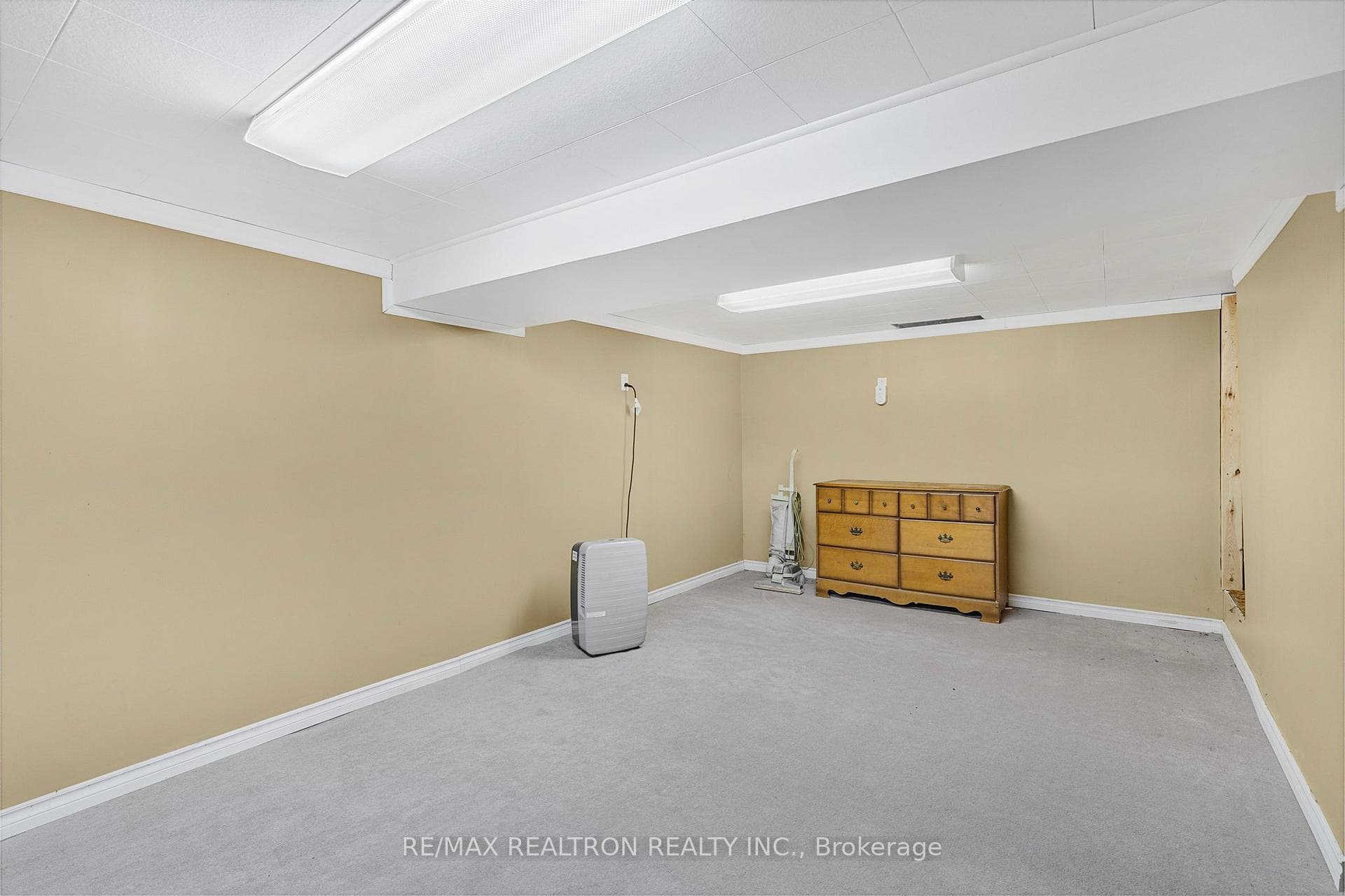72 Henry Street photo 25