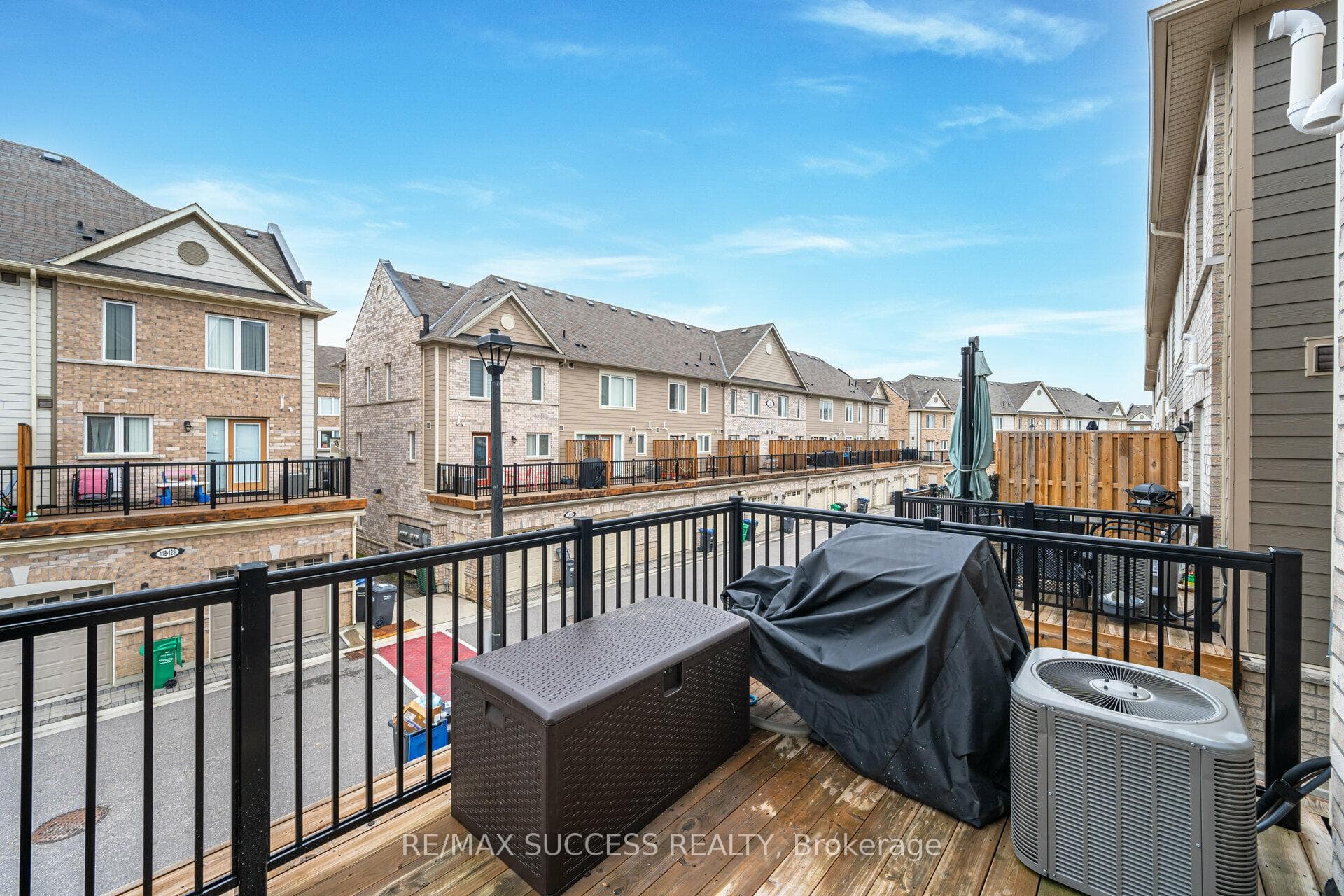 1 Beckenrose Court Unit 106 photo 17