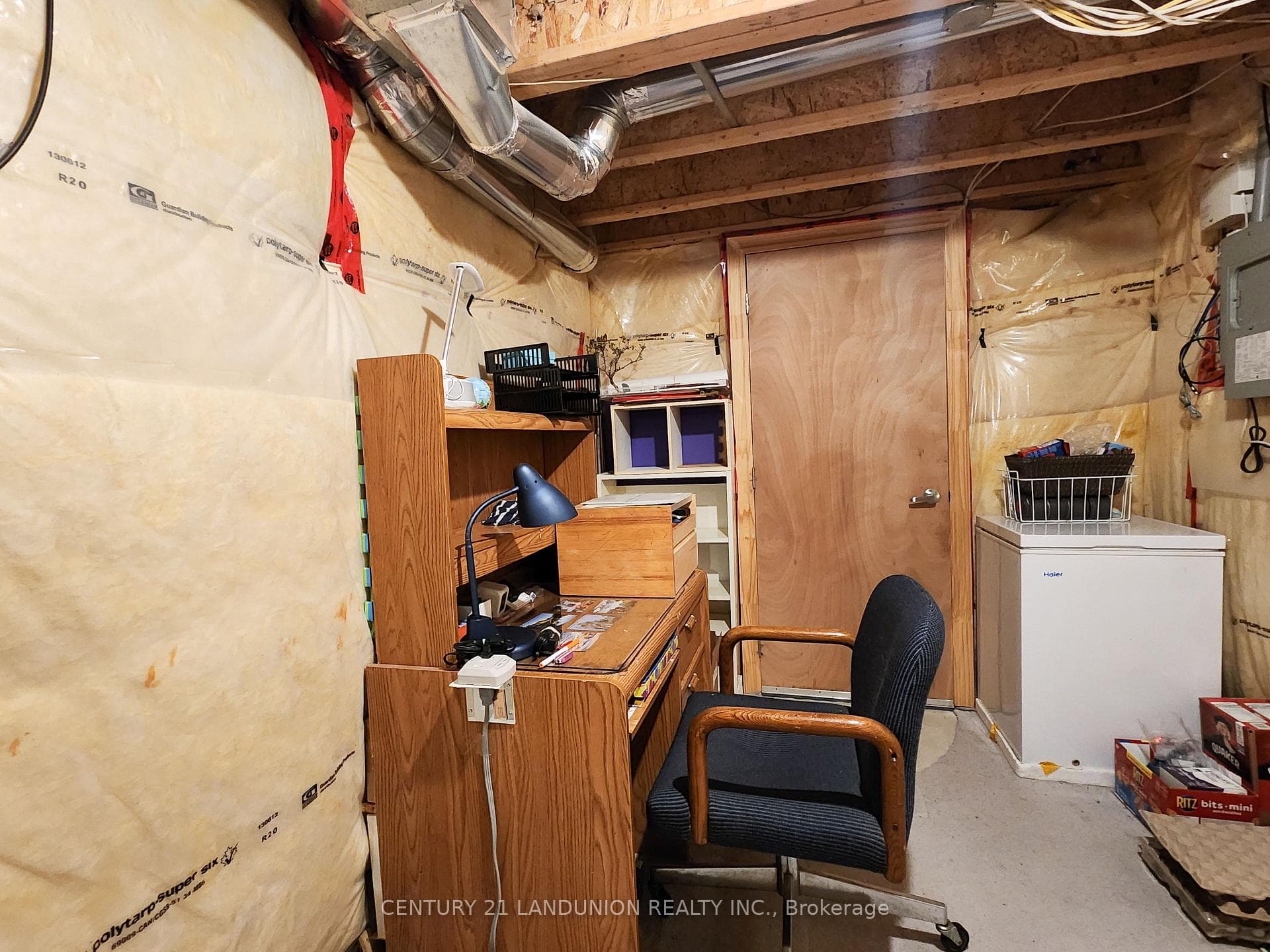 35 Goldthread Terrace photo 27