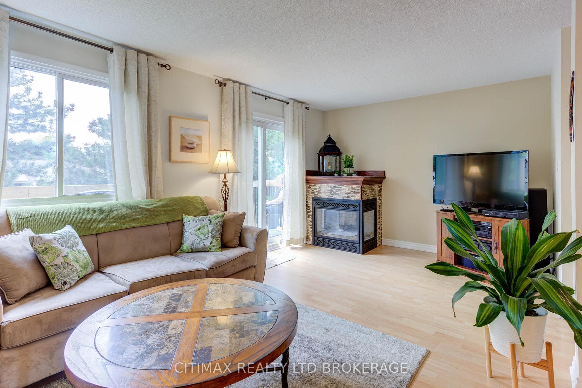 2651 Aquitaine Avenue Unit 14 photo 19