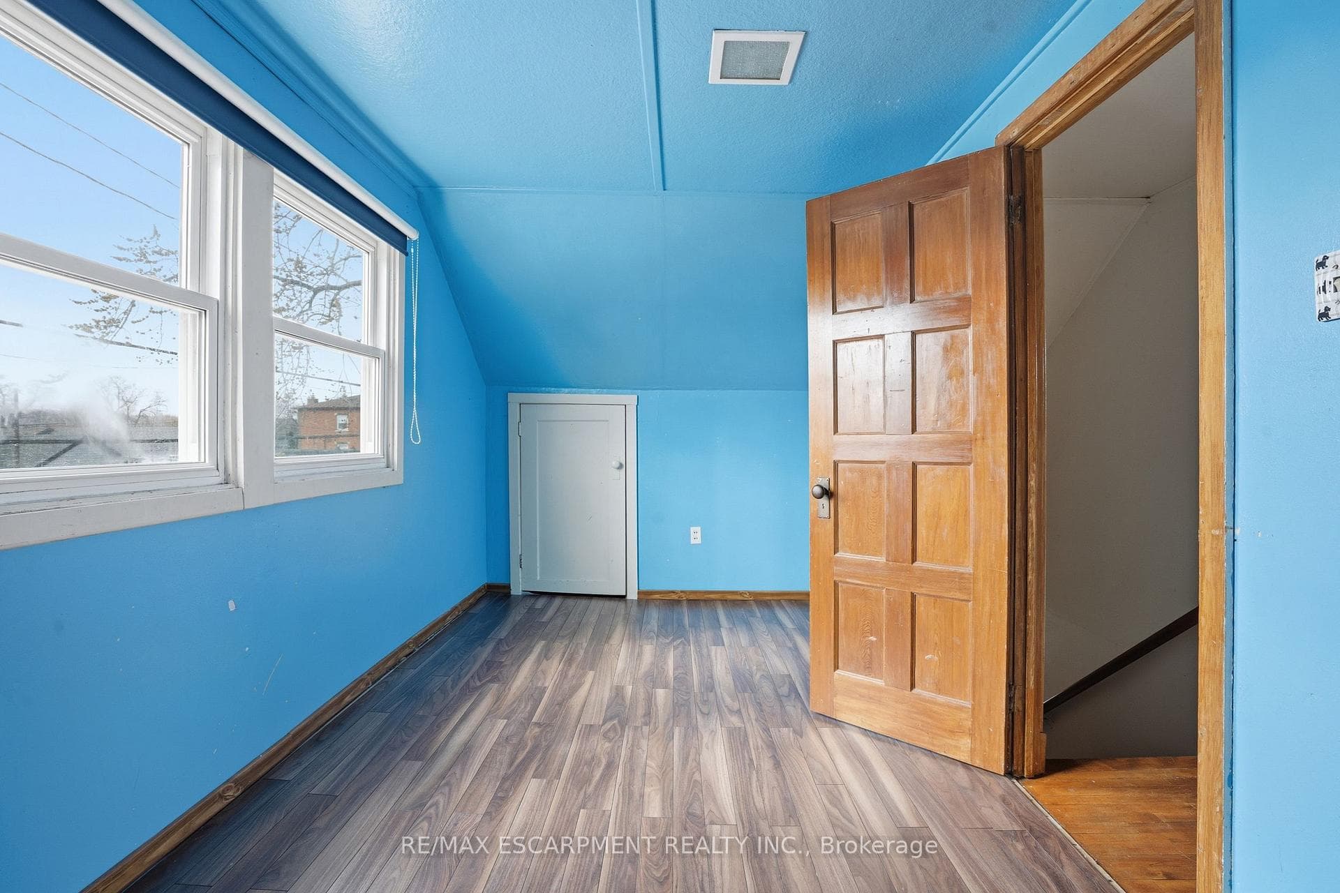 252 Ivon Avenue photo 20