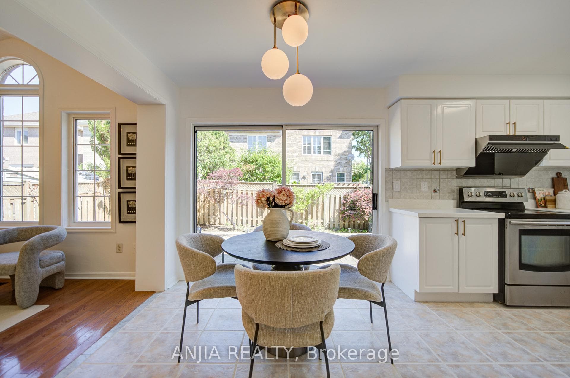 136 Winston Castle Drive photo 22