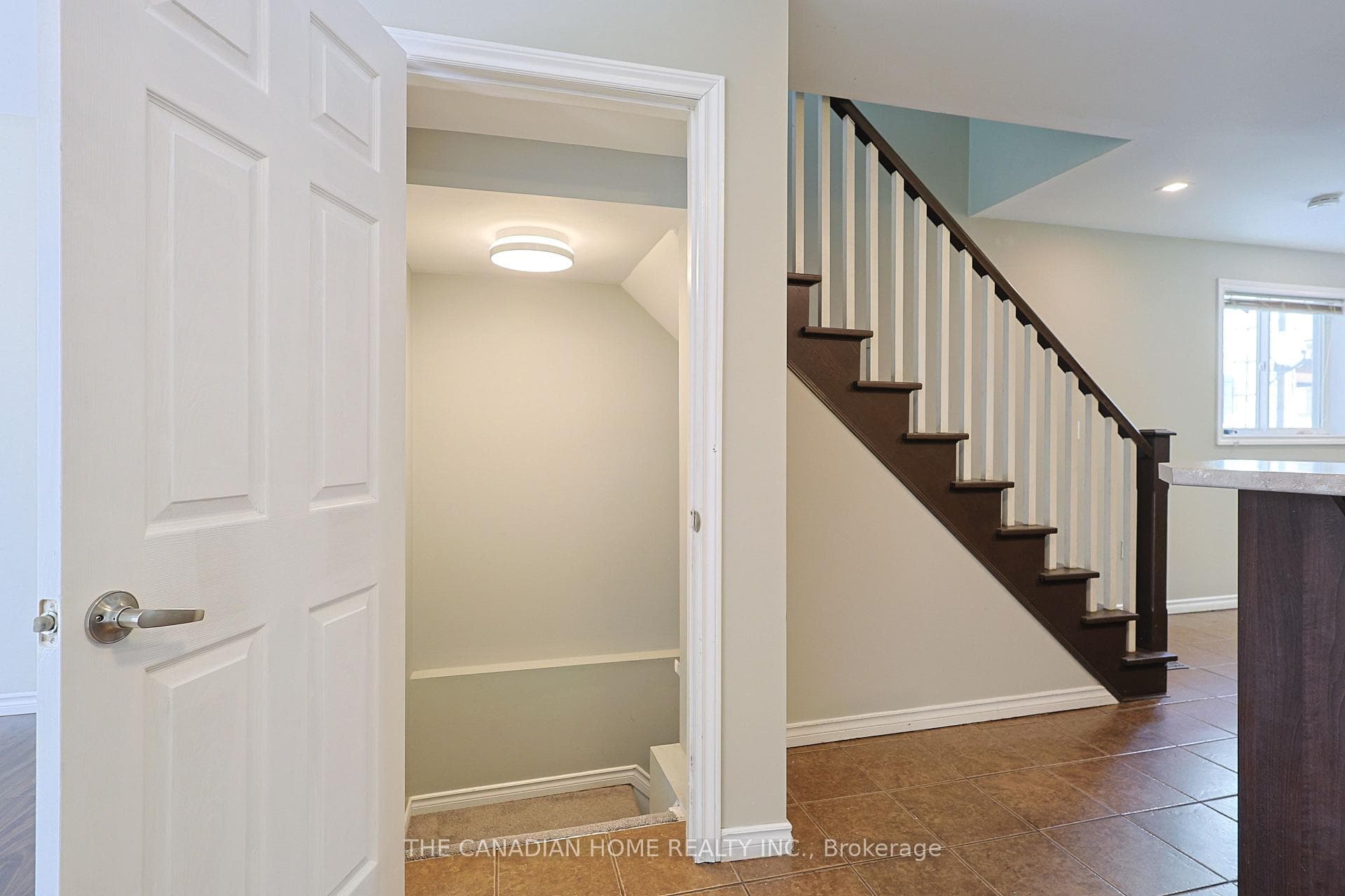 4993 St. Clair Avenue photo 31