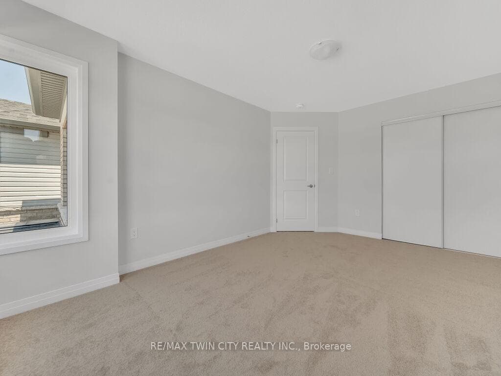 282 NEWMAN Drive photo 30