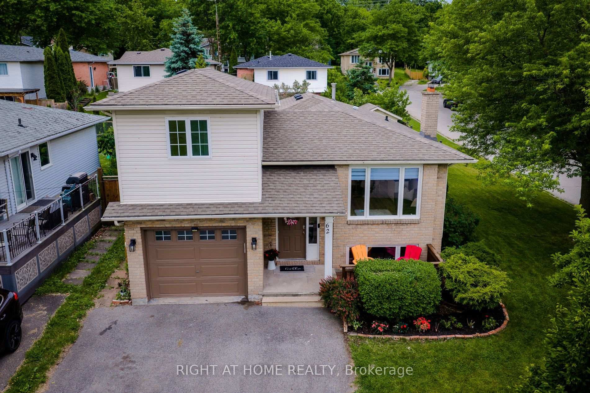 62 HAZEL Street photo 2