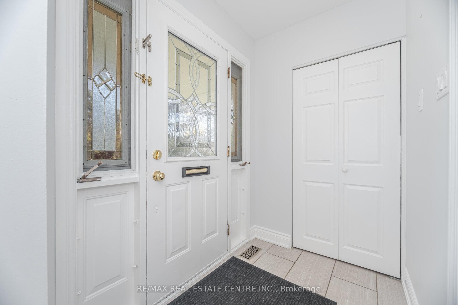 219 Mill Street photo 6