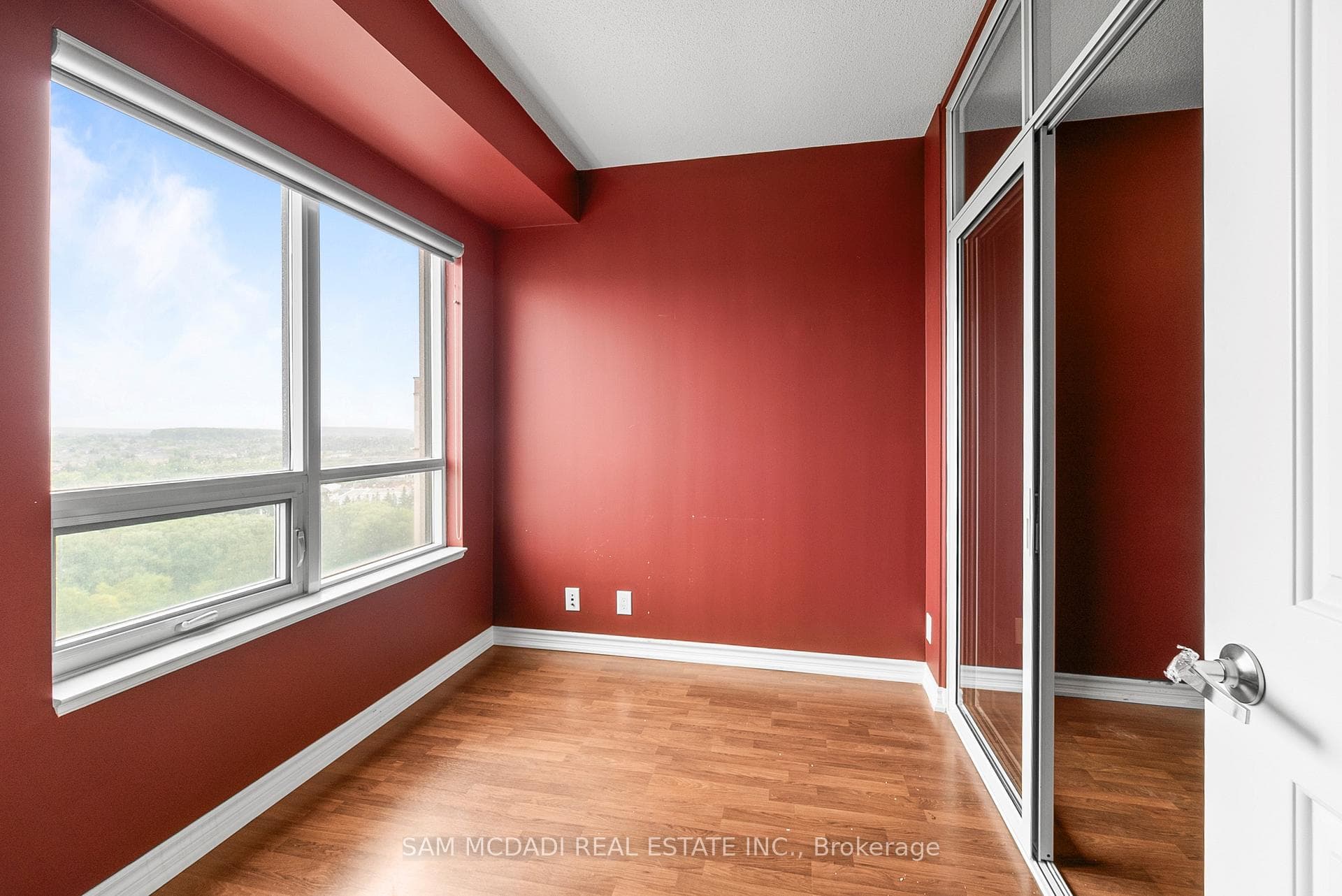 9235 Jane Street Unit 1616 photo 19