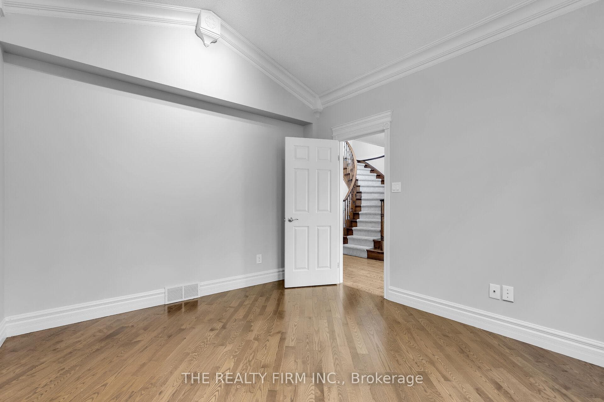 231 Sunnyside Drive photo 22