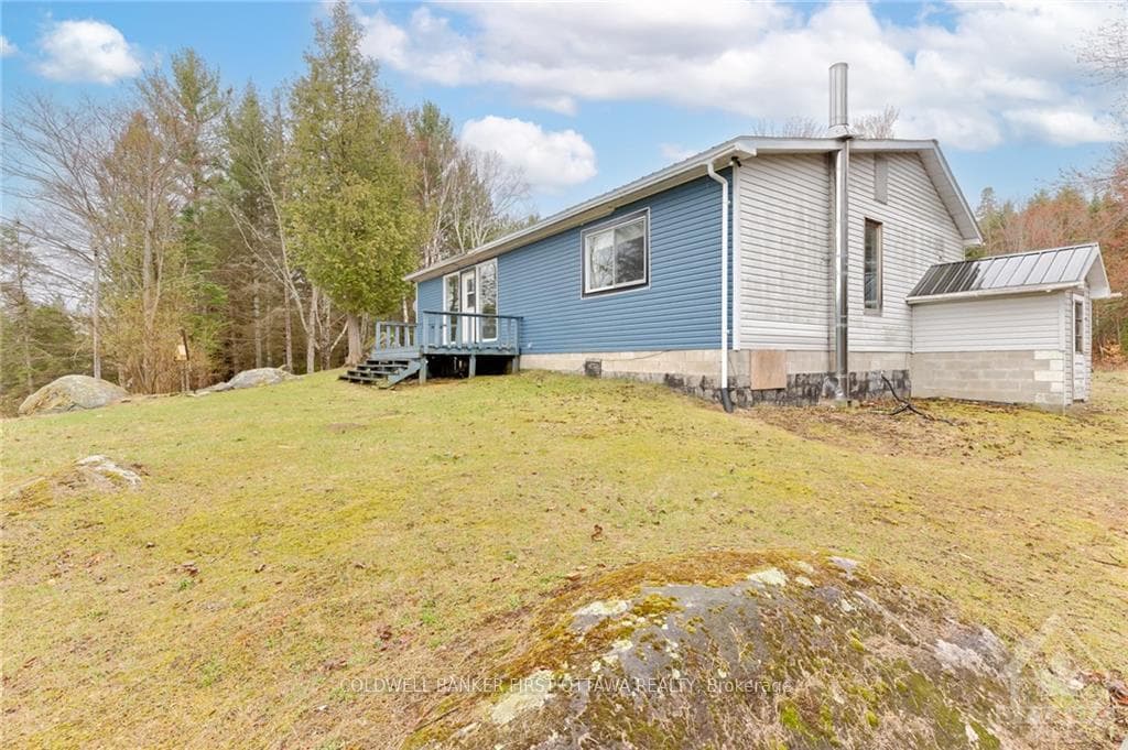 6097 MATAWATCHAN Road photo 11