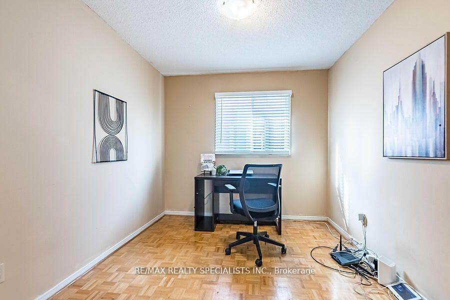 6525 WARBLER Lane photo 15