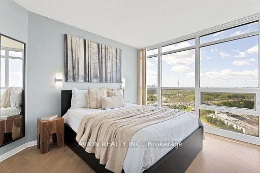 28 Harrison Garden Boulevard Unit 2203 photo 16