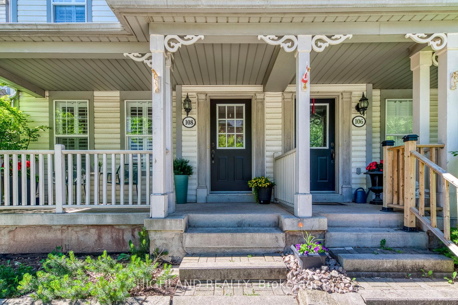 108 Roxton Road photo 2