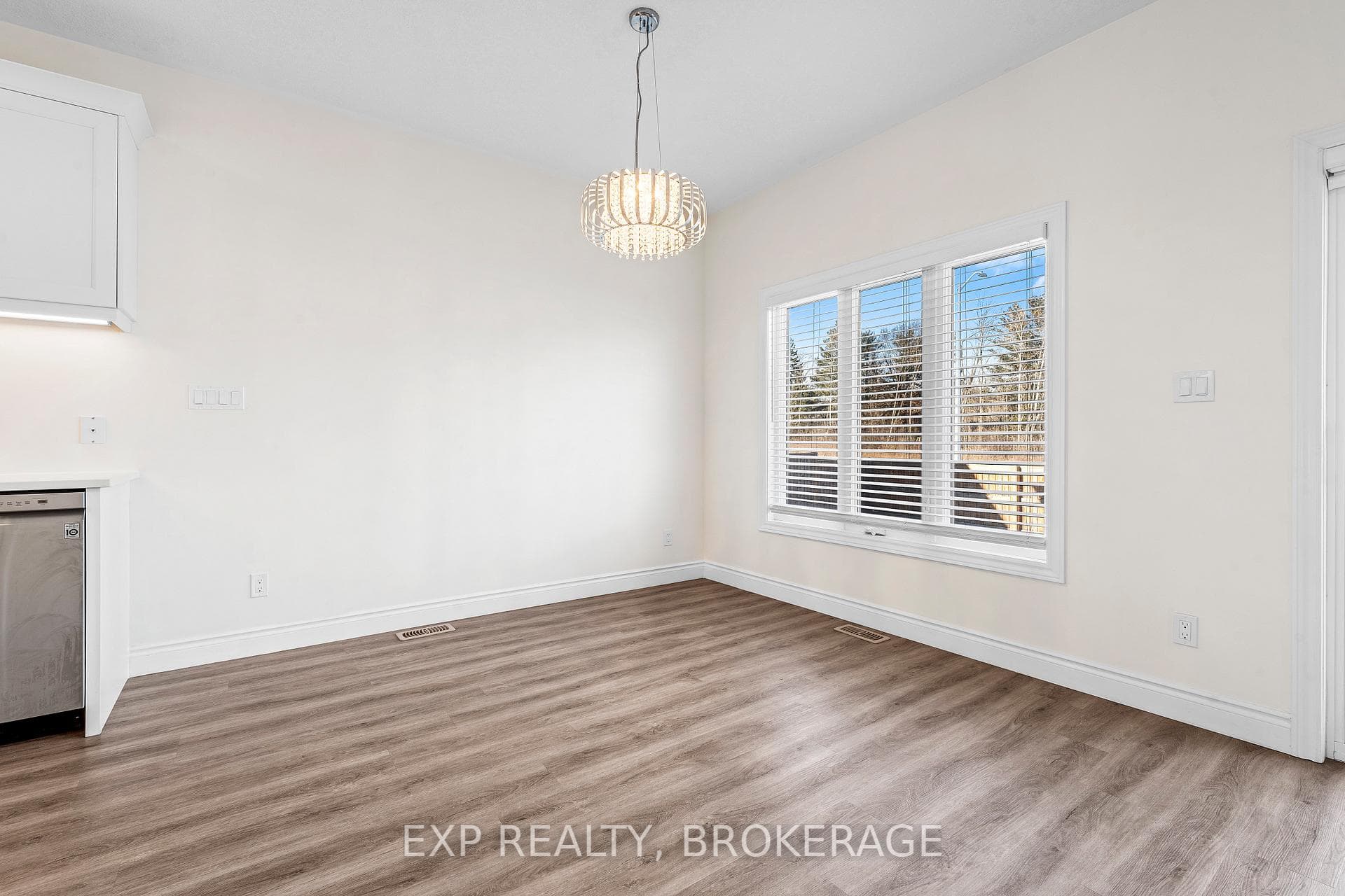 2809 DELMAR Street photo 9